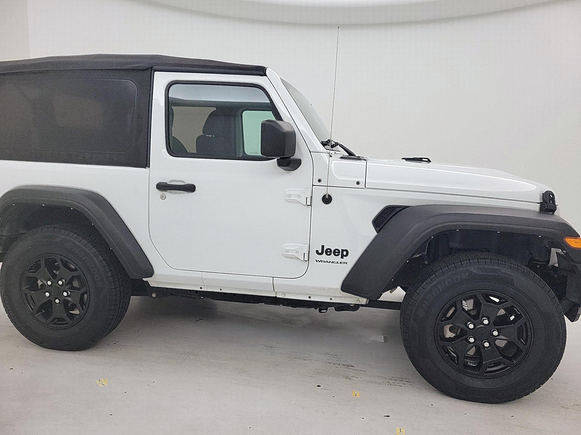 Thumbnail: 2022 Jeep Wrangler - 4