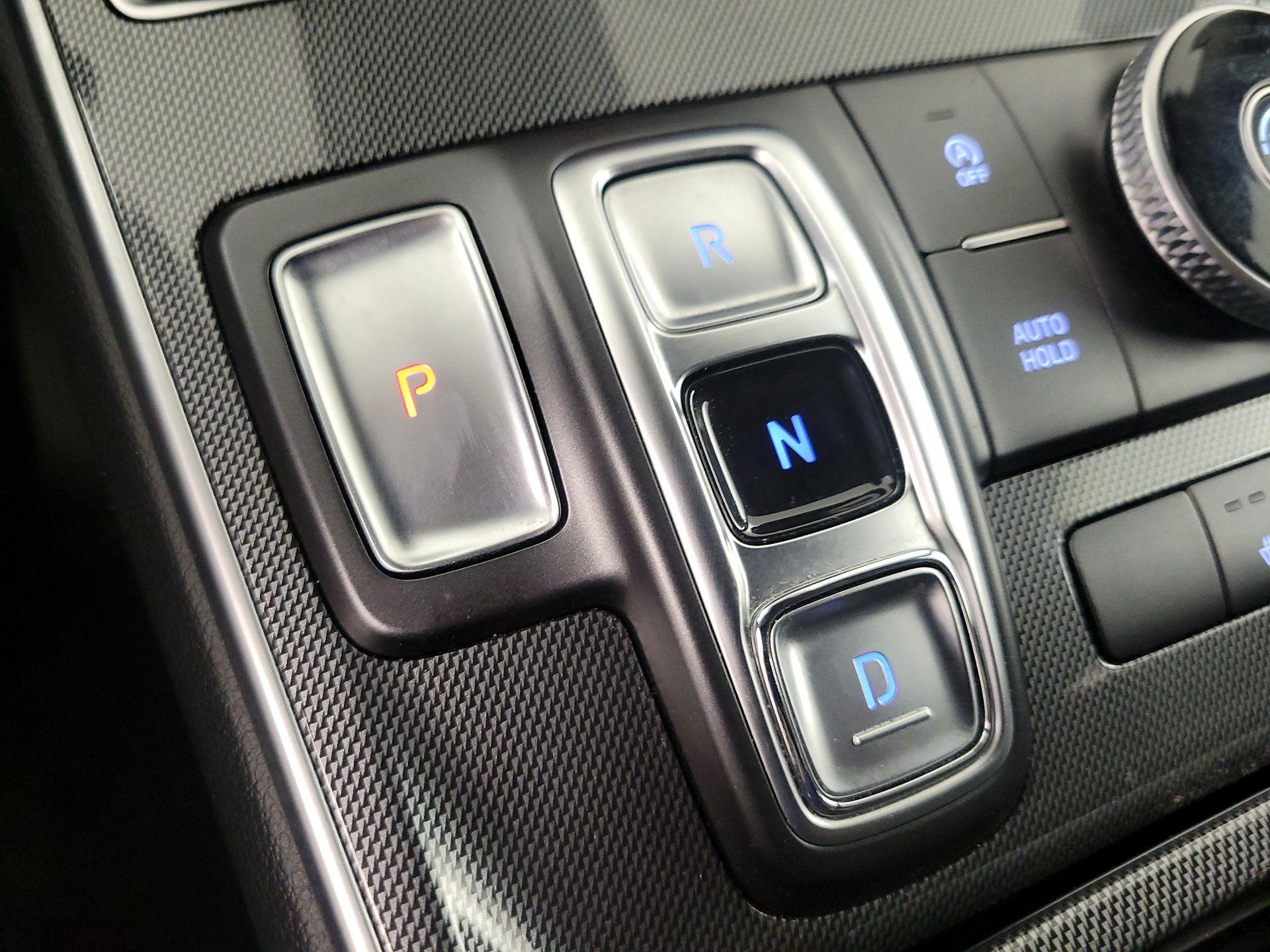 Thumbnail: 2022 Hyundai Santa Fe - 17