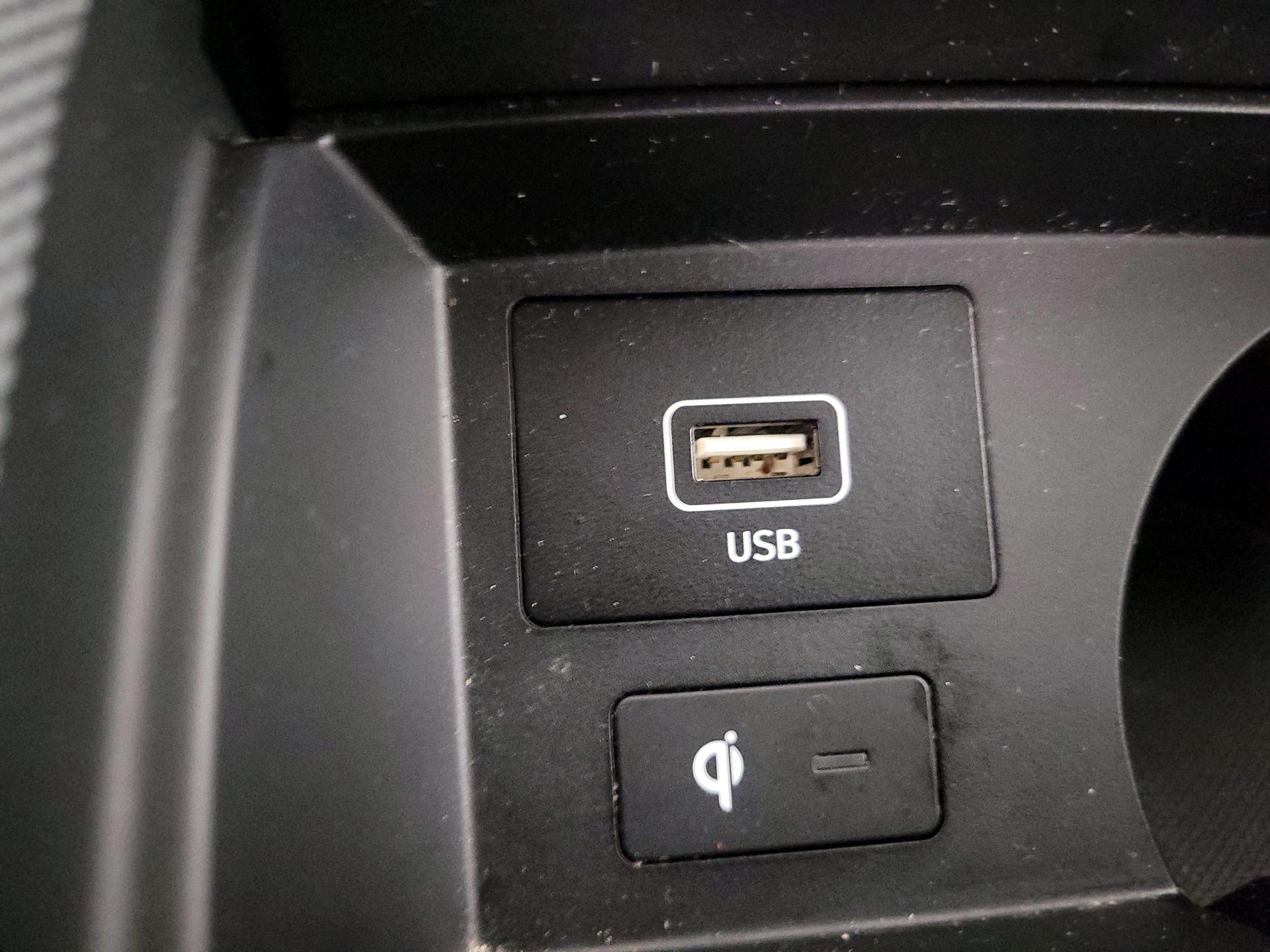 Thumbnail: 2022 Hyundai Santa Fe - 18