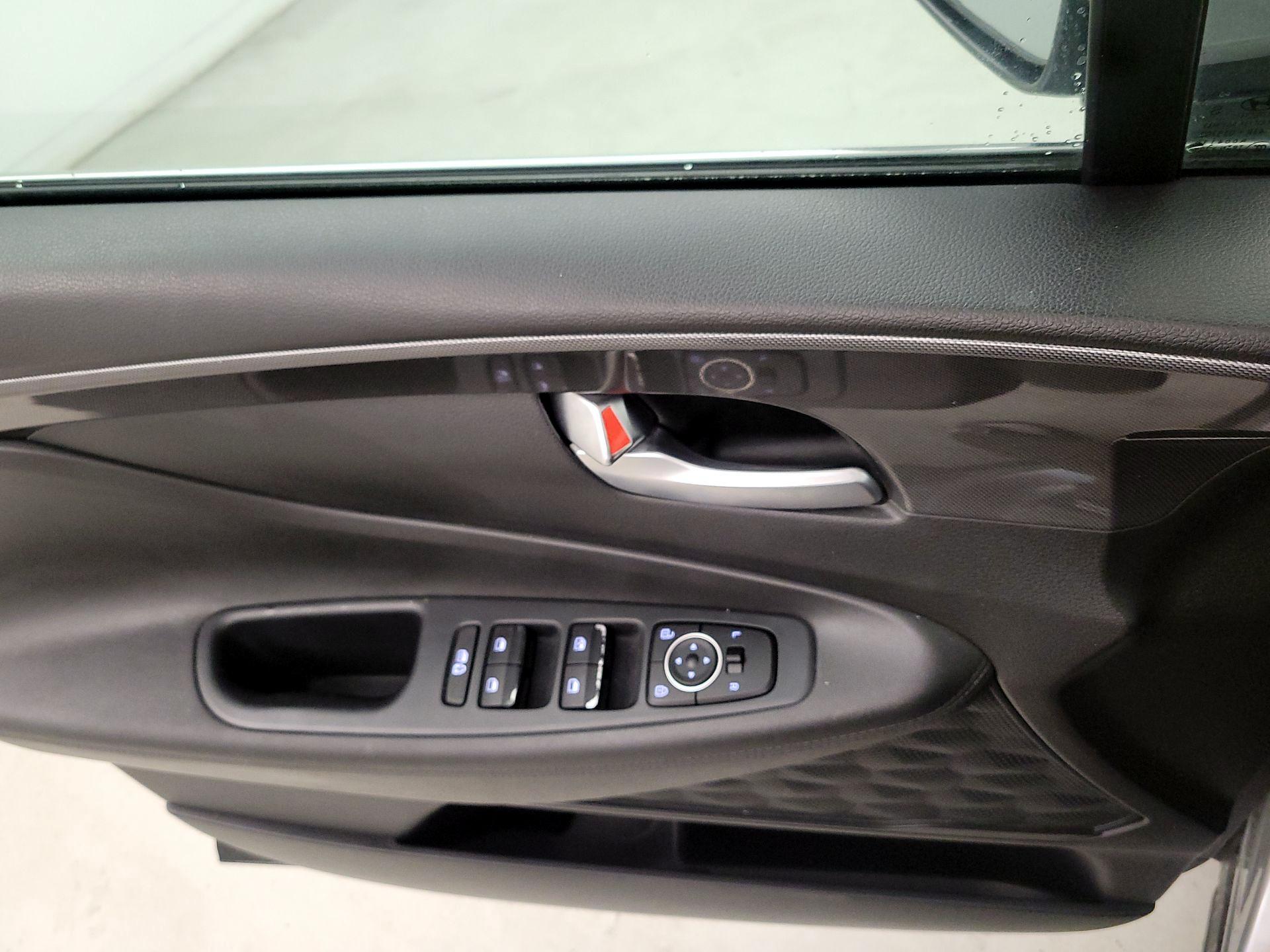 Thumbnail: 2023 Hyundai Santa Fe - 12