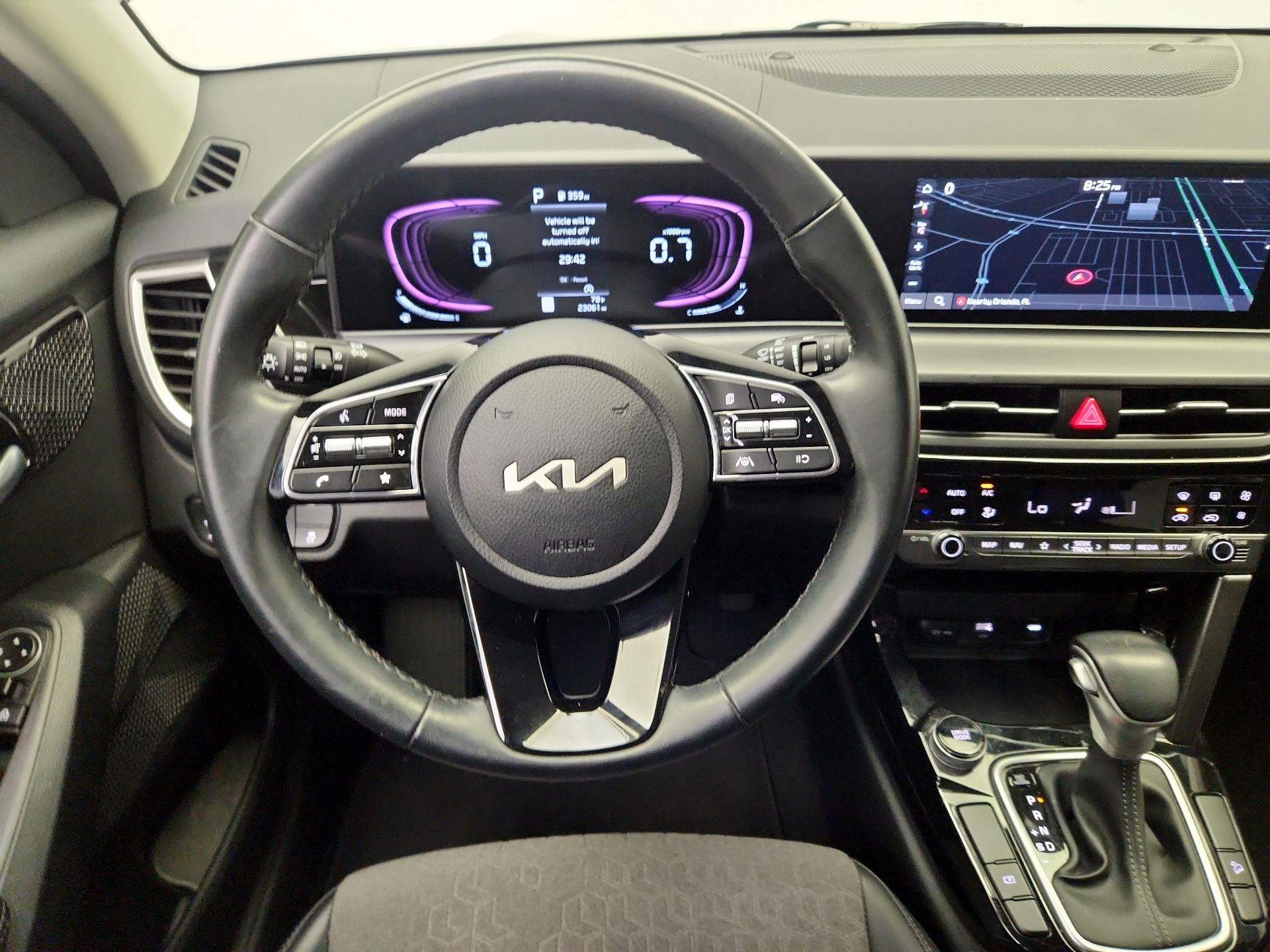 Thumbnail: 2025 Kia Seltos - 10