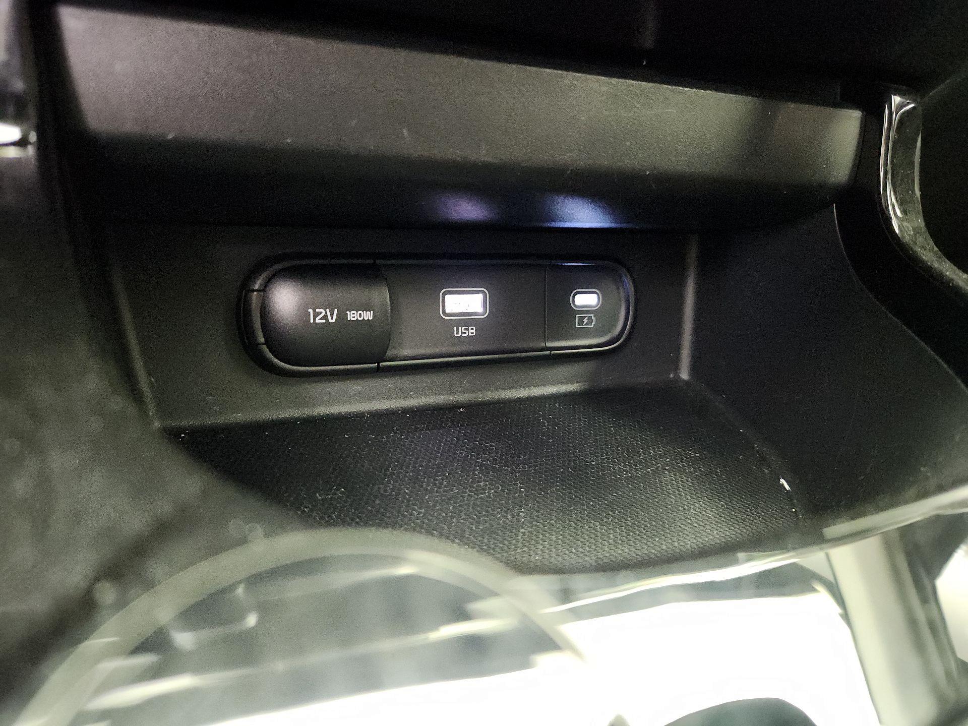 Thumbnail: 2025 Kia Seltos - 19