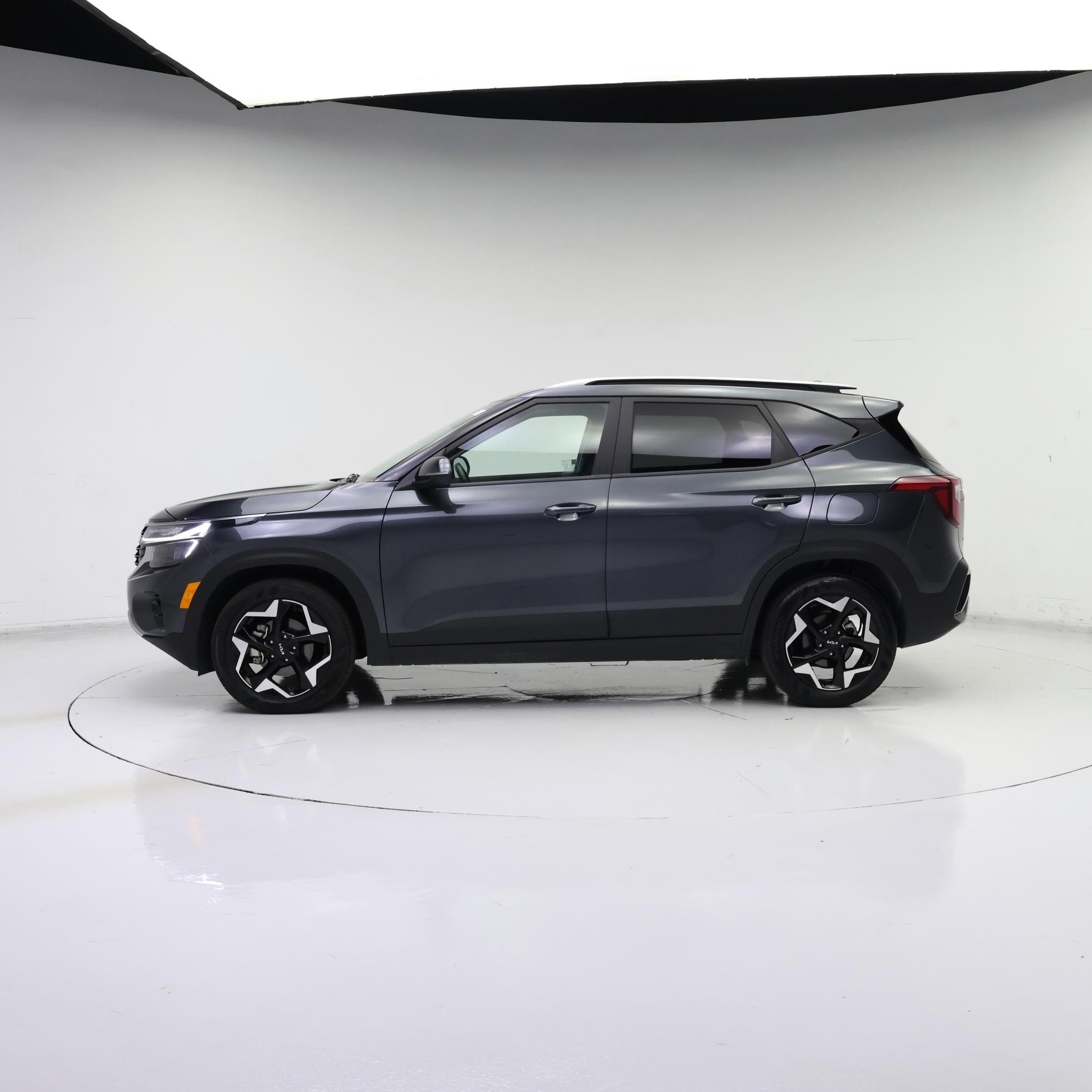 Thumbnail: 2025 Kia Seltos - 3