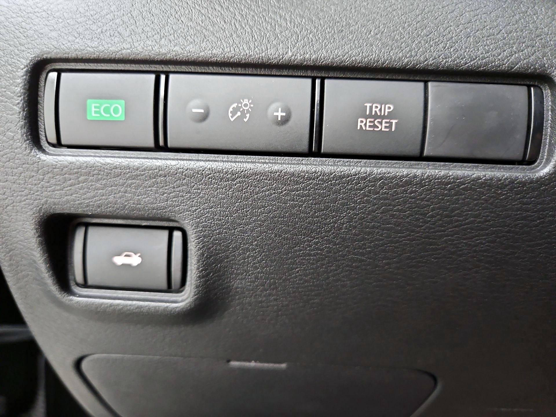 Thumbnail: 2023 Nissan Sentra - 13