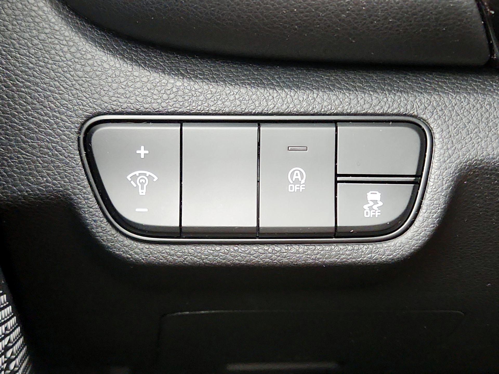 Thumbnail: 2025 Kia Seltos - 13