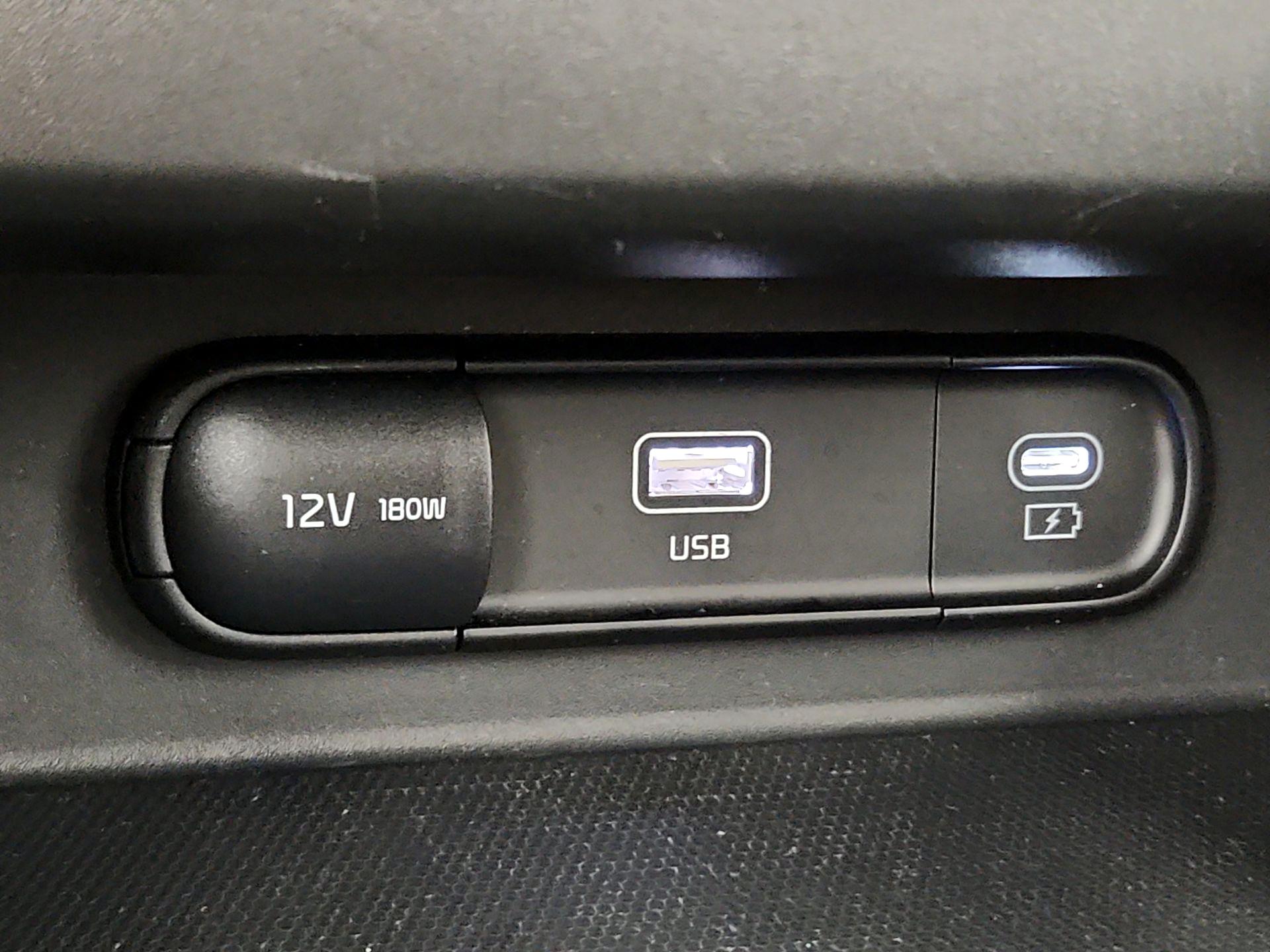 Thumbnail: 2025 Kia Seltos - 19