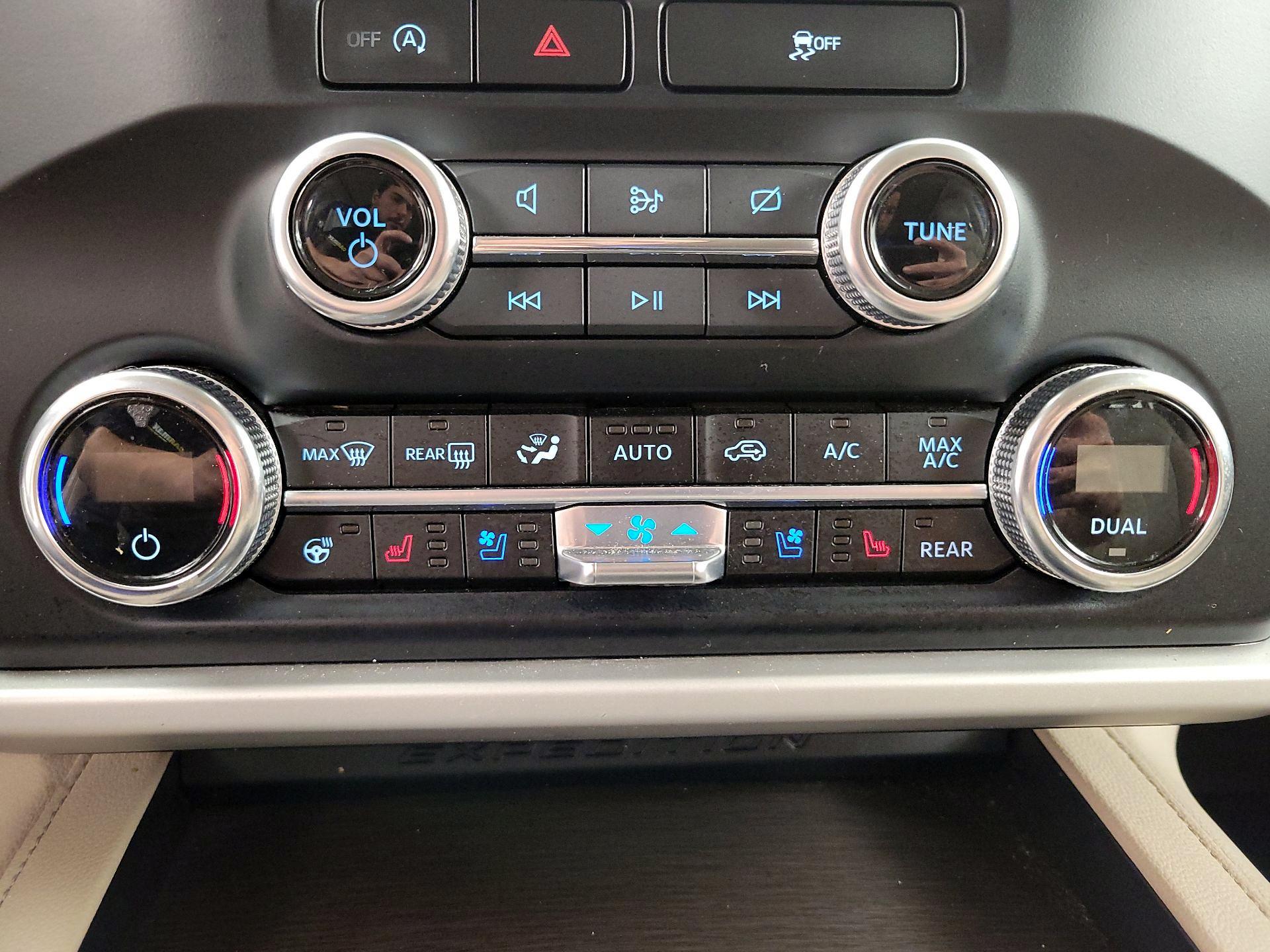 Thumbnail: 2024 Ford Expedition MAX - 17