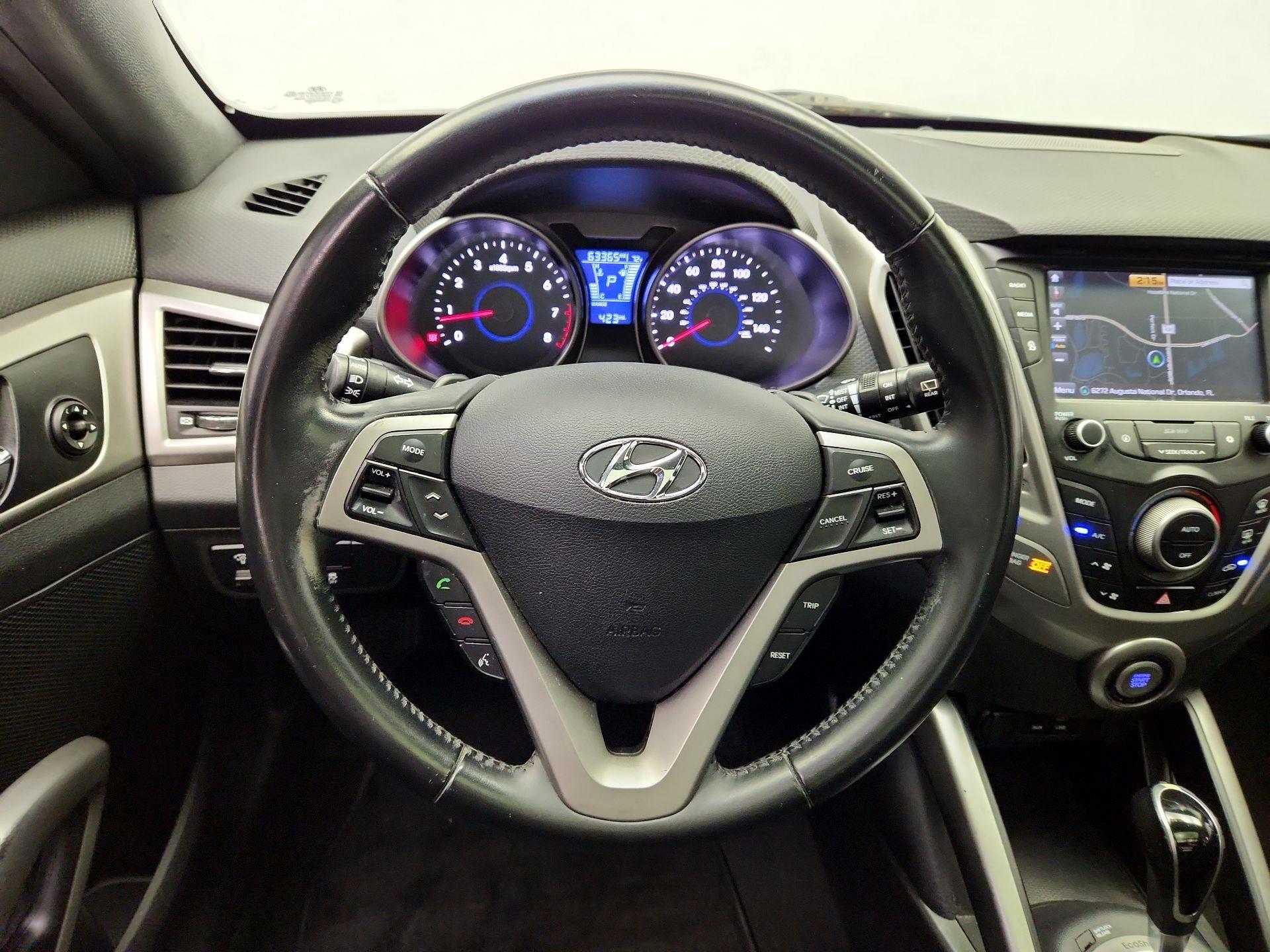 Thumbnail: 2017 Hyundai Veloster - 10