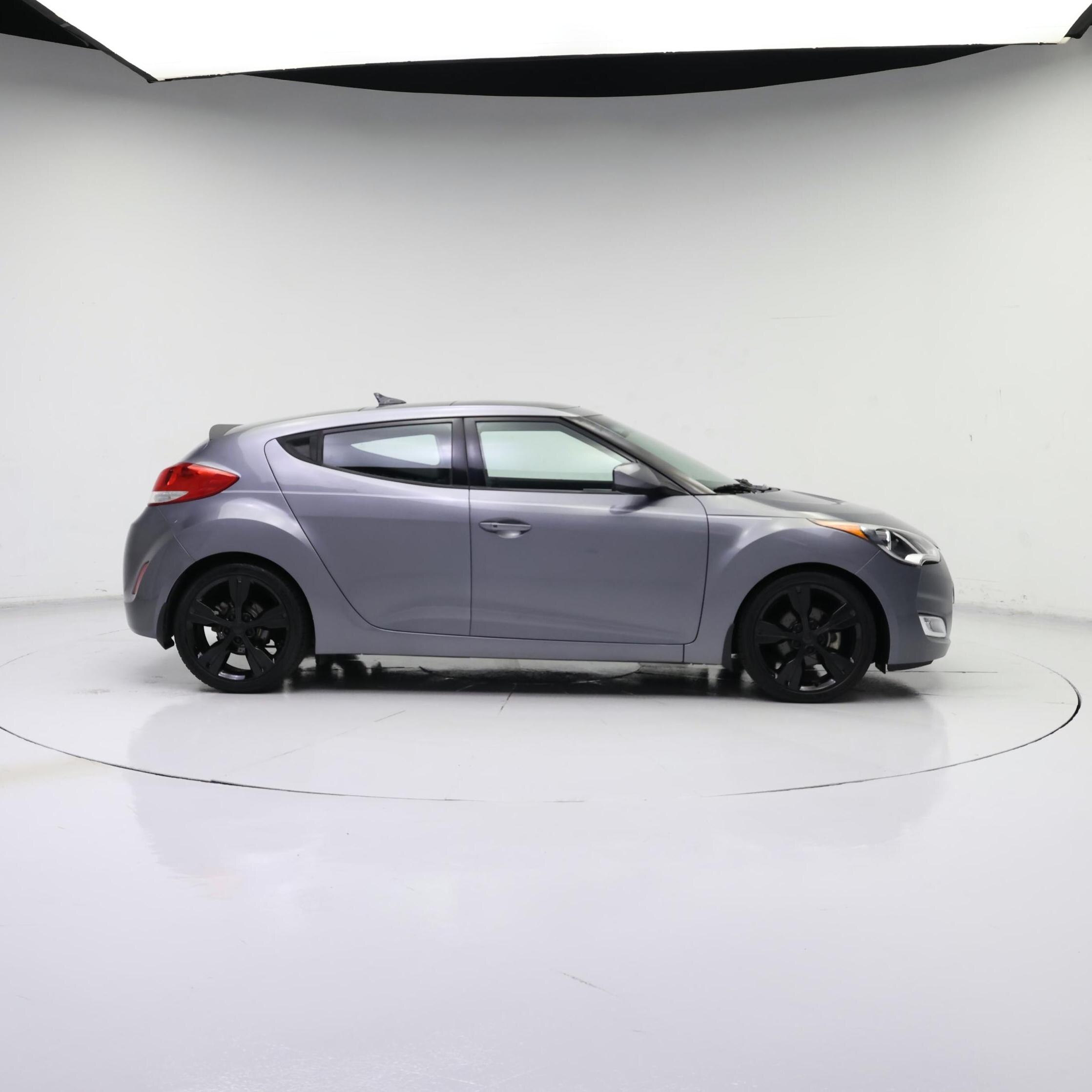 Thumbnail: 2017 Hyundai Veloster - 7