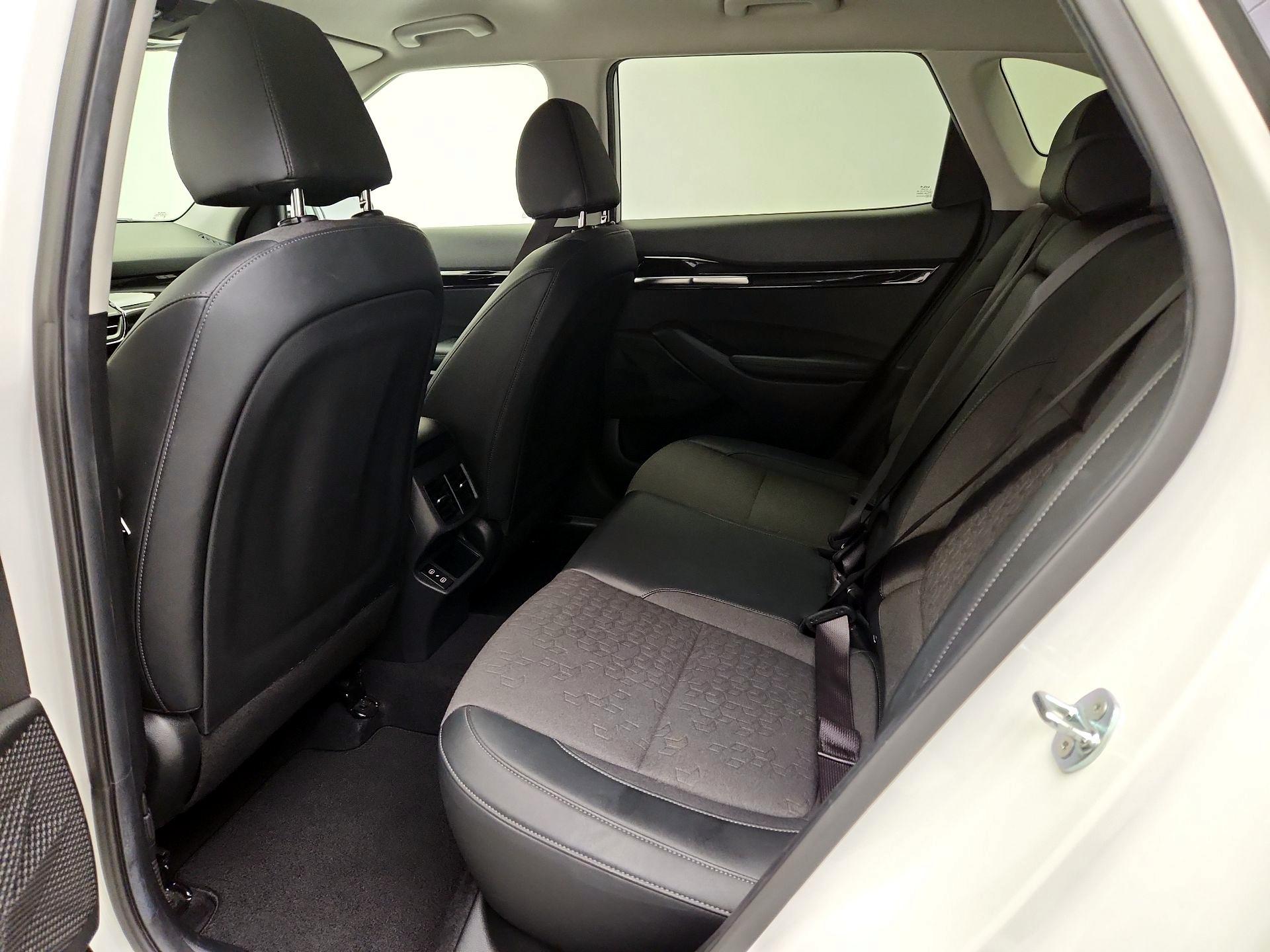 Thumbnail: 2025 Kia Seltos - 20