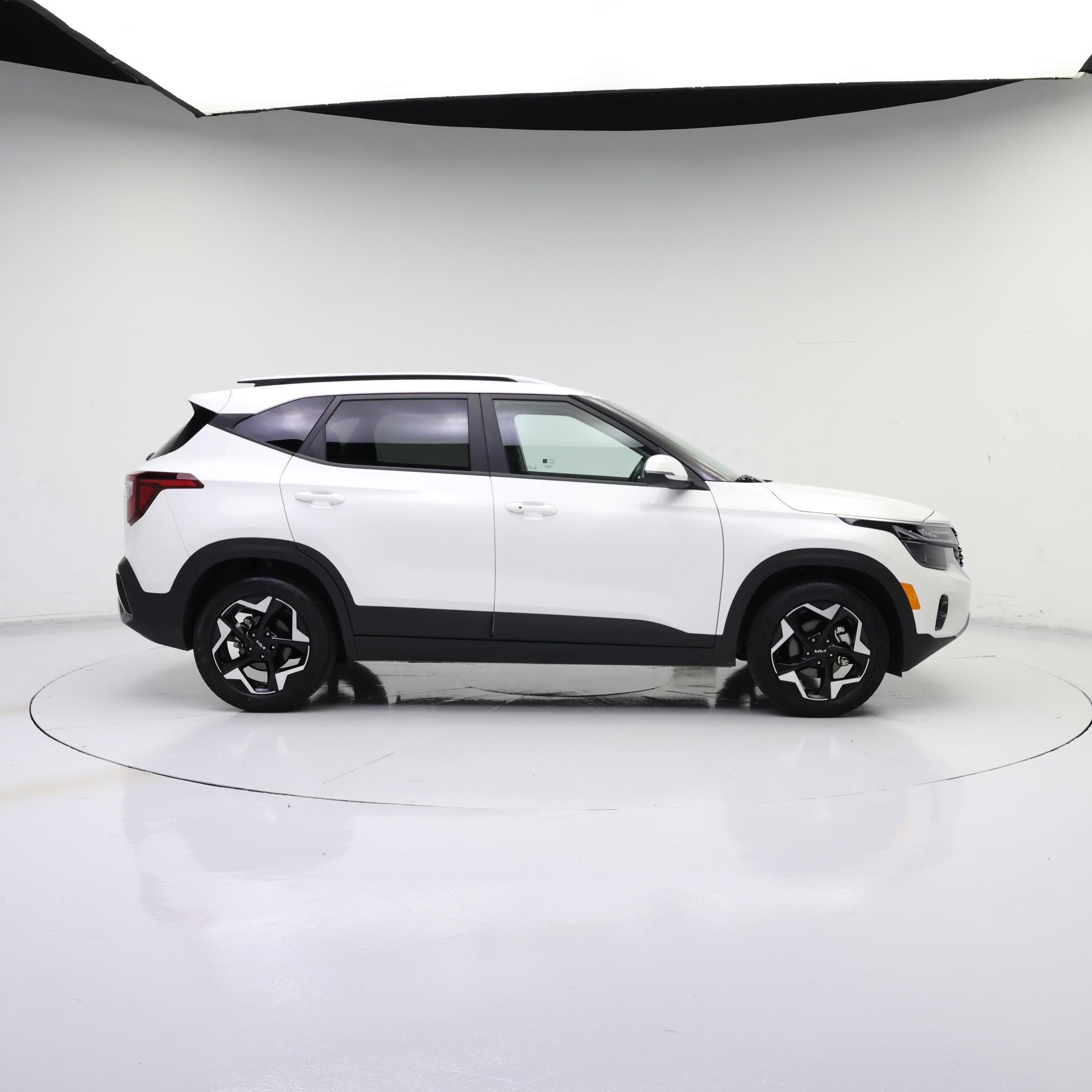 Thumbnail: 2025 Kia Seltos - 7