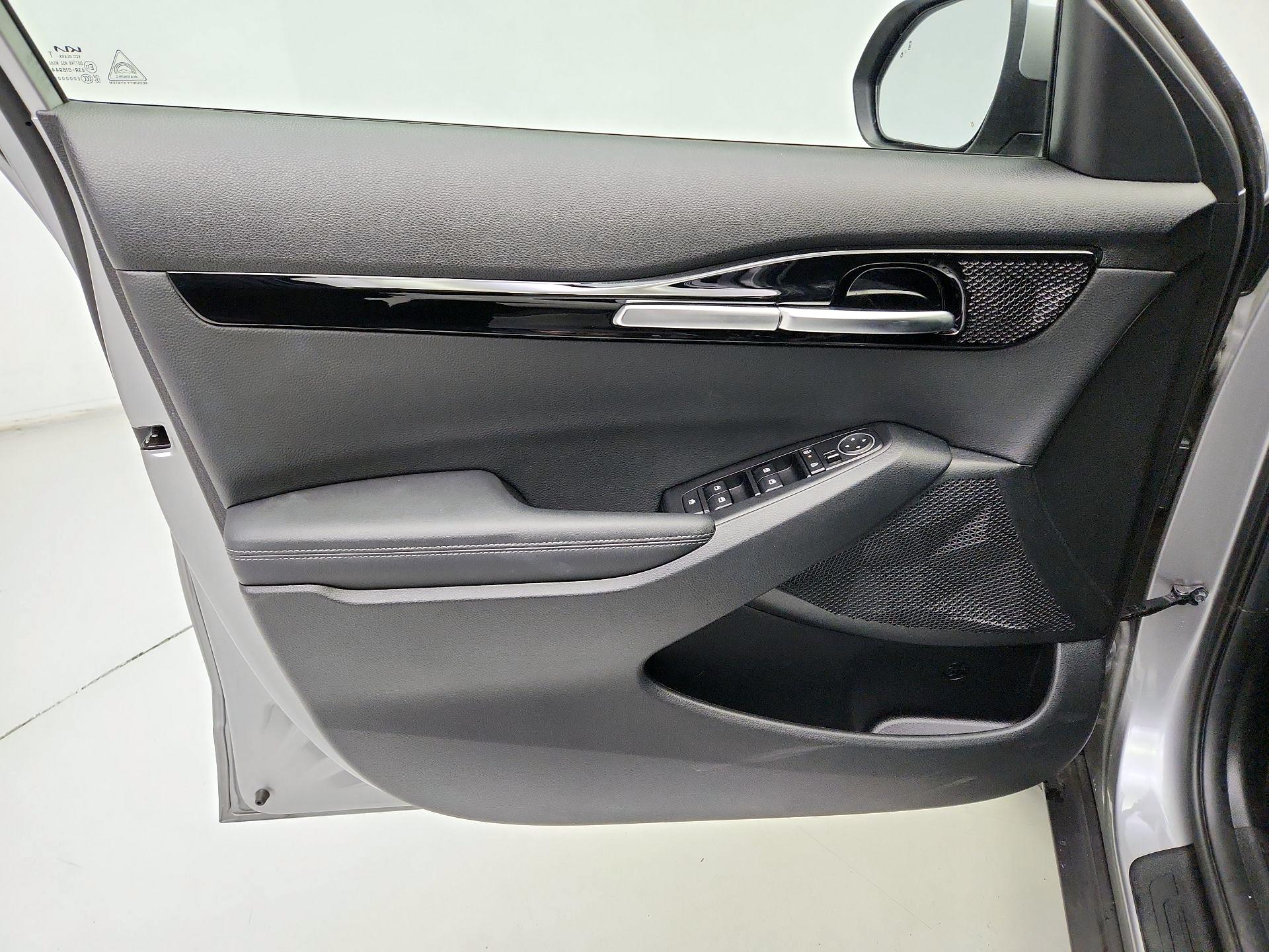 Thumbnail: 2025 Kia Seltos - 12