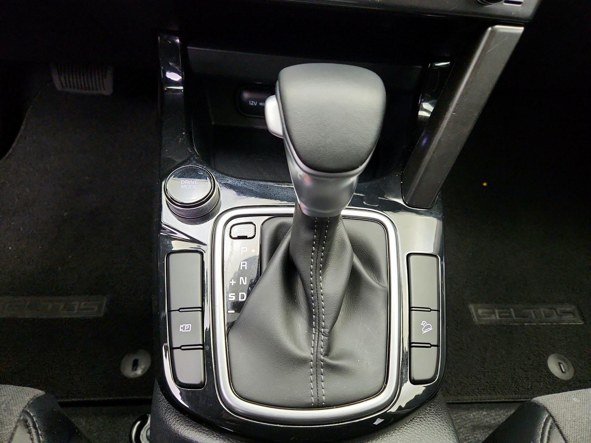 Thumbnail: 2025 Kia Seltos - 18