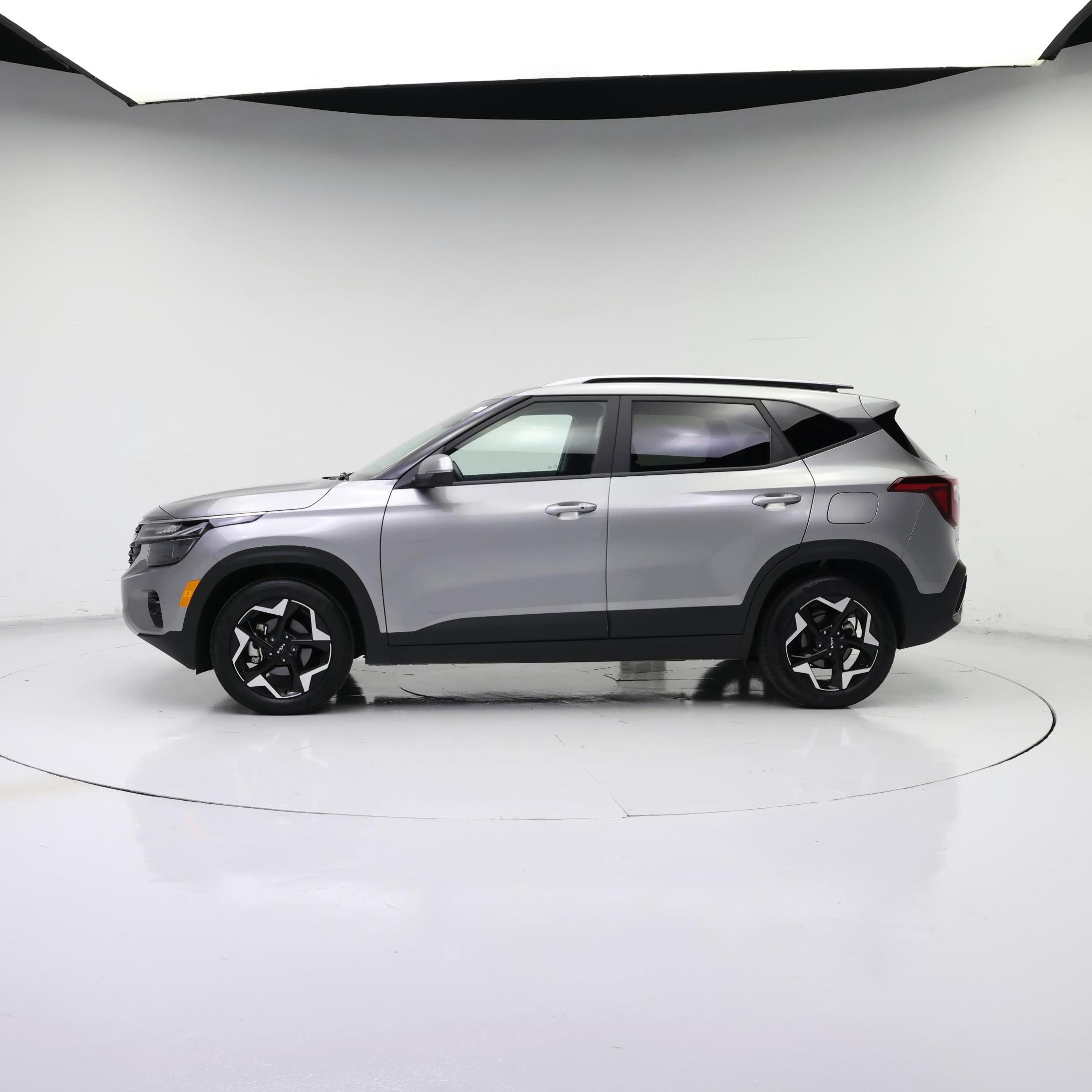 Thumbnail: 2025 Kia Seltos - 3