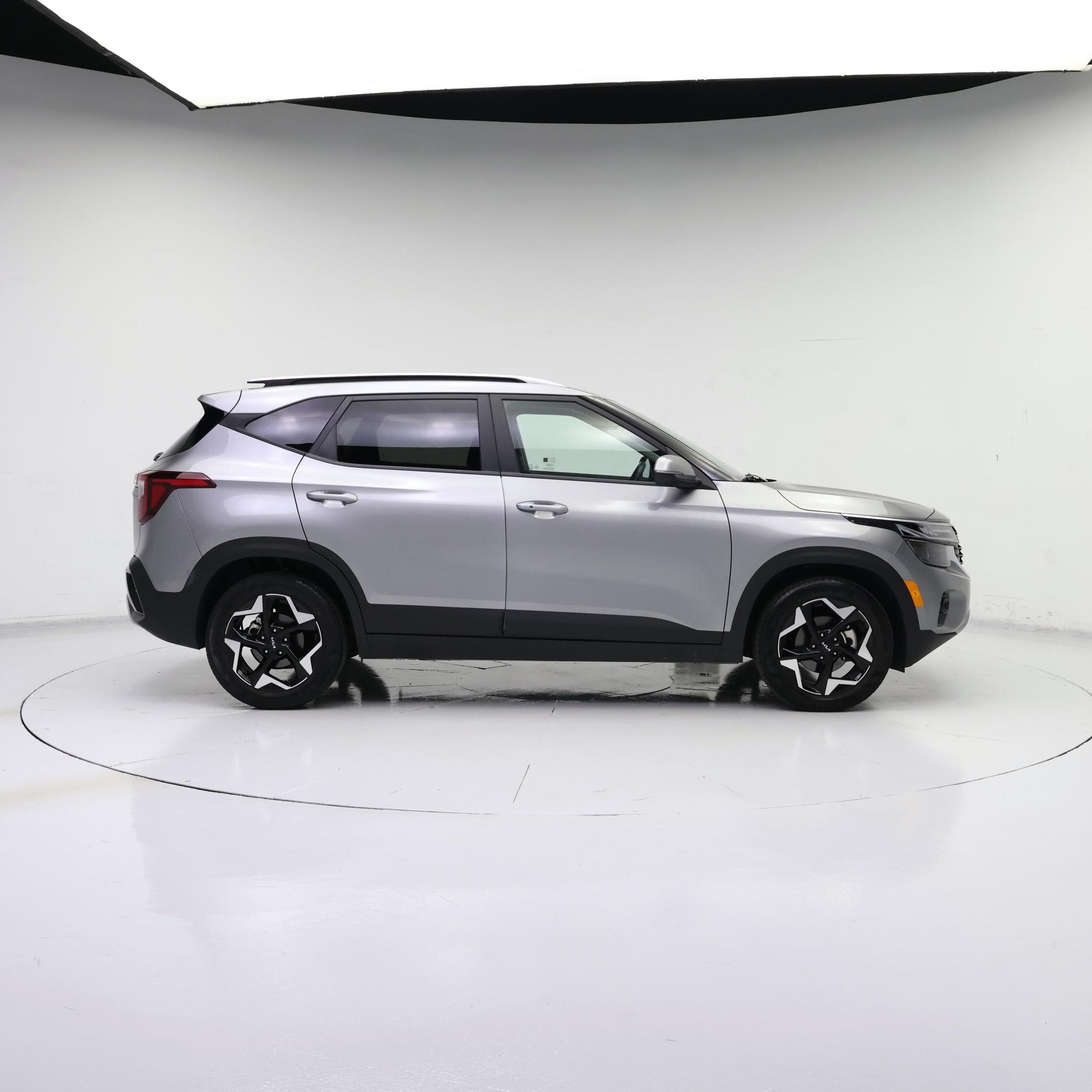 Thumbnail: 2025 Kia Seltos - 7