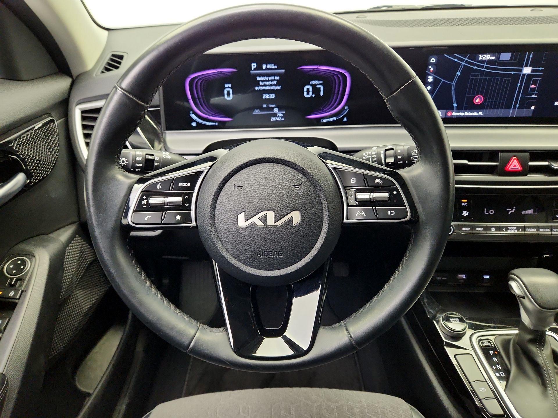 Thumbnail: 2025 Kia Seltos - 10