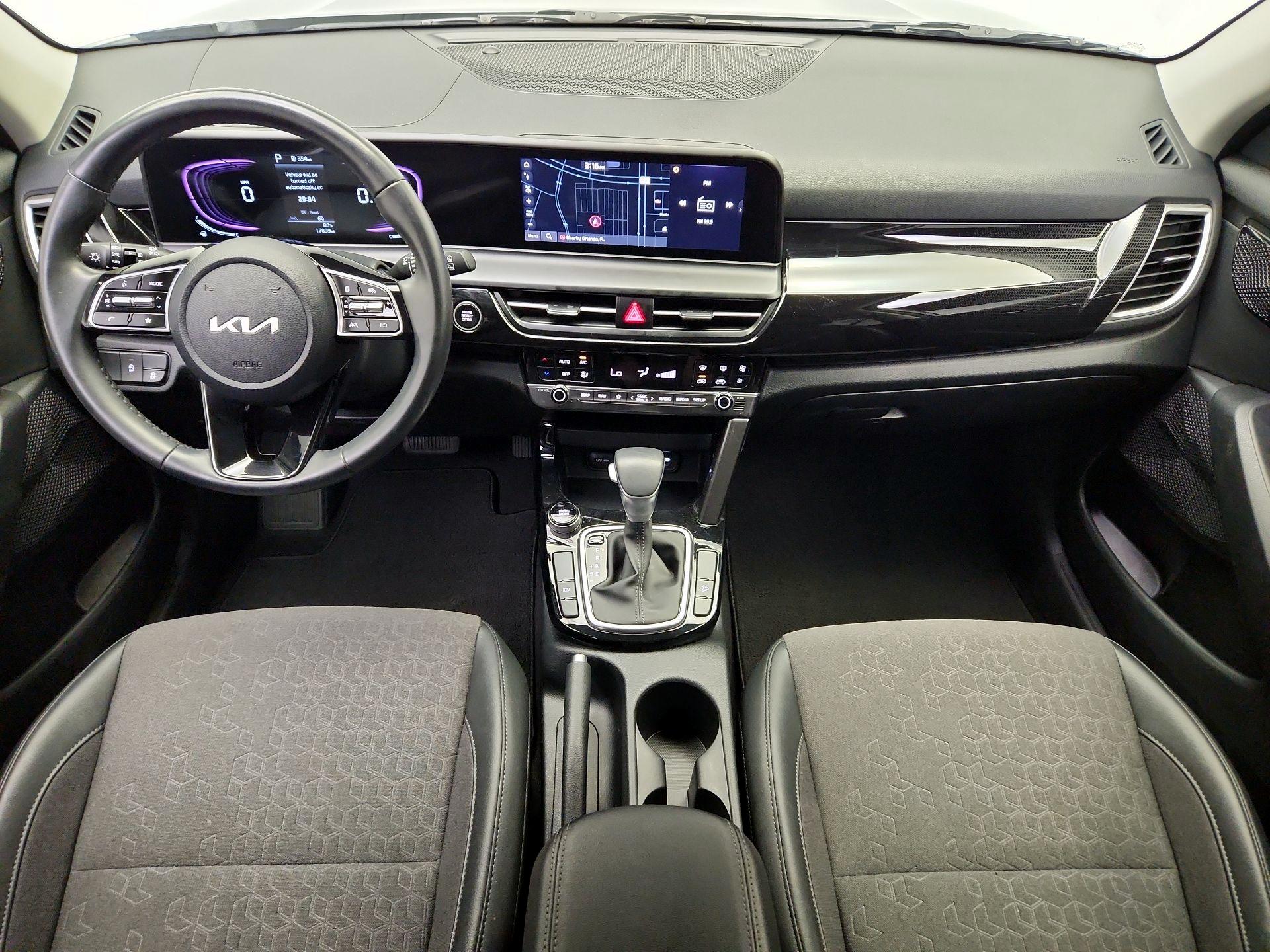 Thumbnail: 2025 Kia Seltos - 9