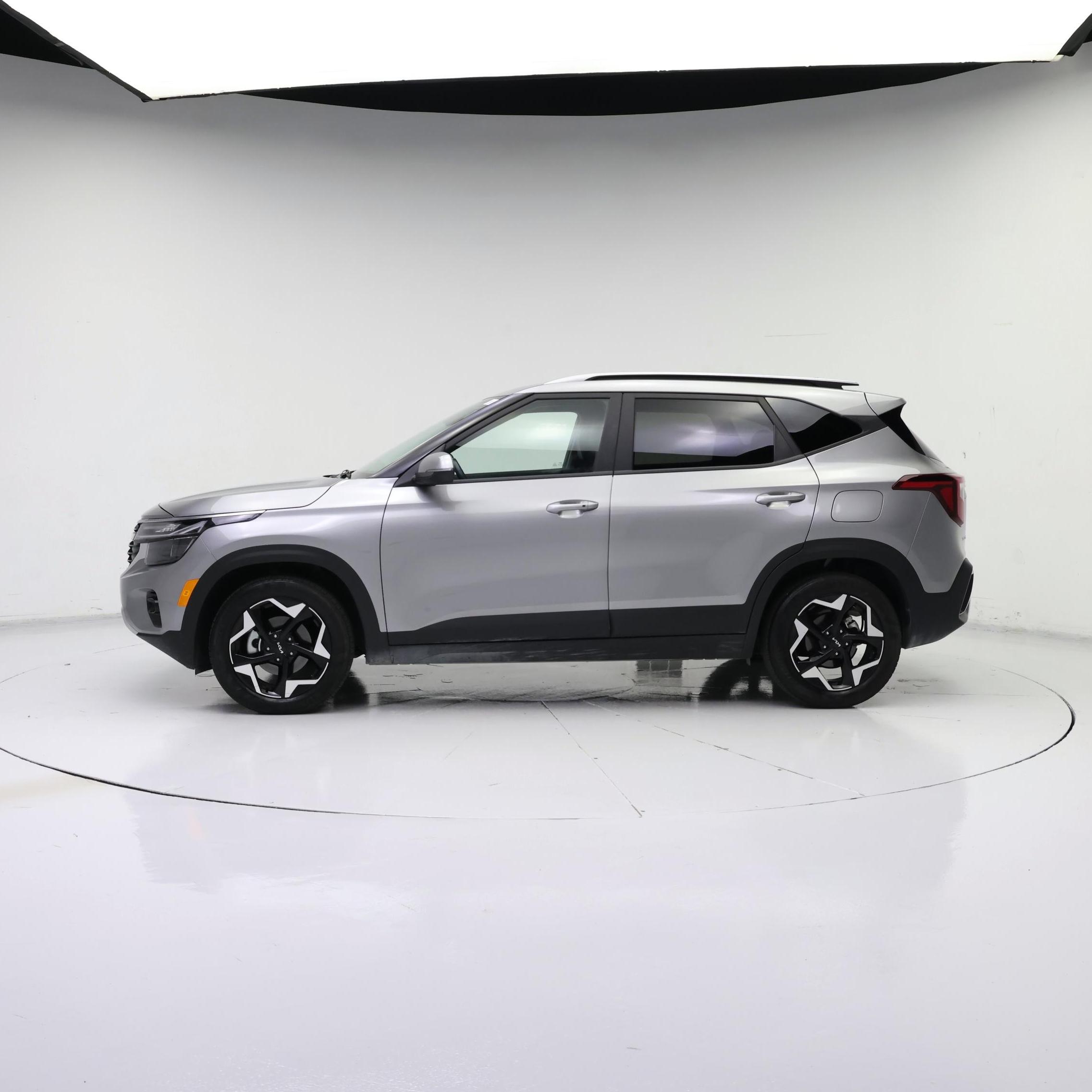 Thumbnail: 2025 Kia Seltos - 3