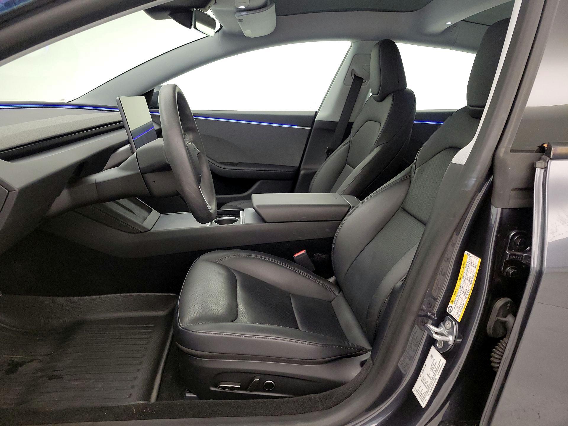 Thumbnail: 2025 Tesla Model 3 - 11