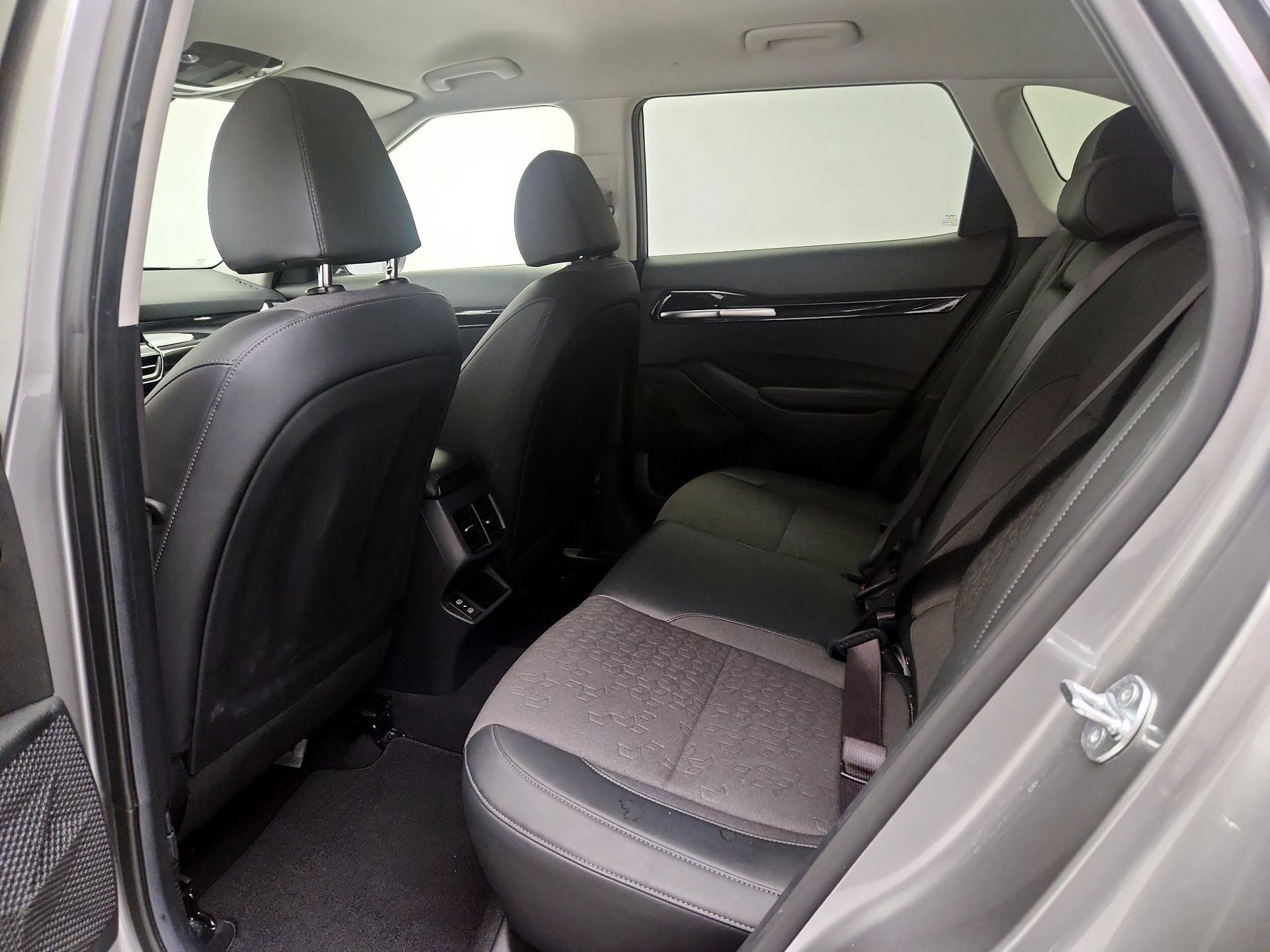 Thumbnail: 2025 Kia Seltos - 20