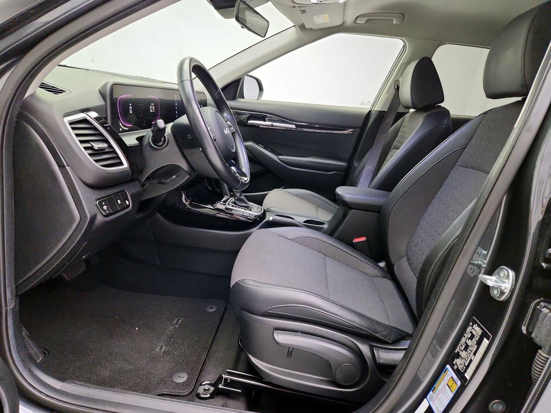 Thumbnail: 2025 Kia Seltos - 11