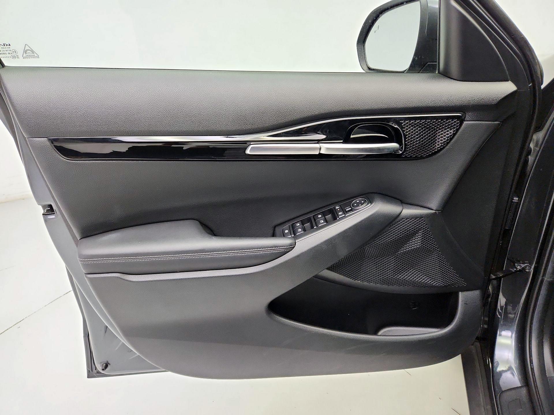 Thumbnail: 2025 Kia Seltos - 12