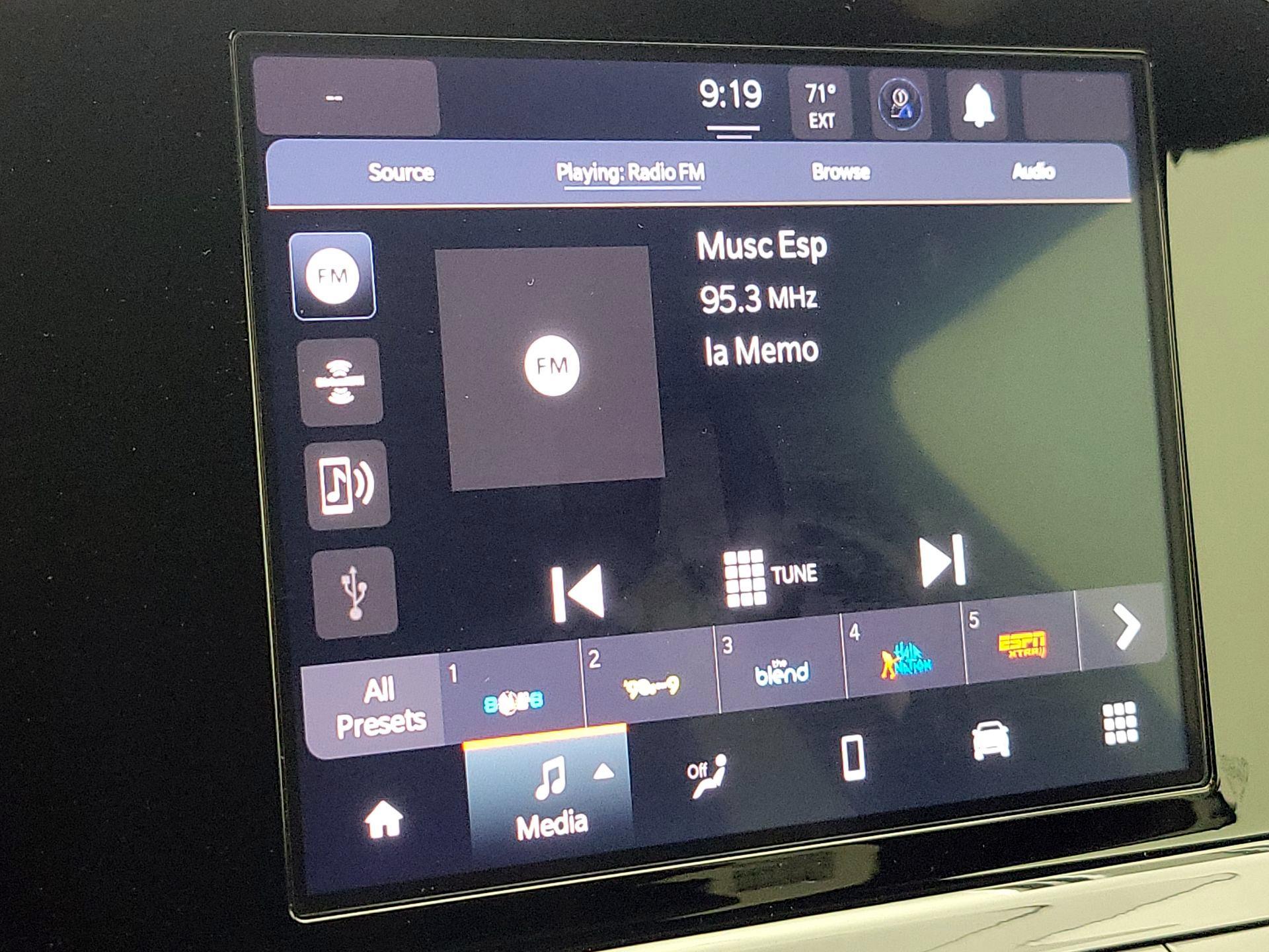 Thumbnail: 2025 Jeep Compass - 15