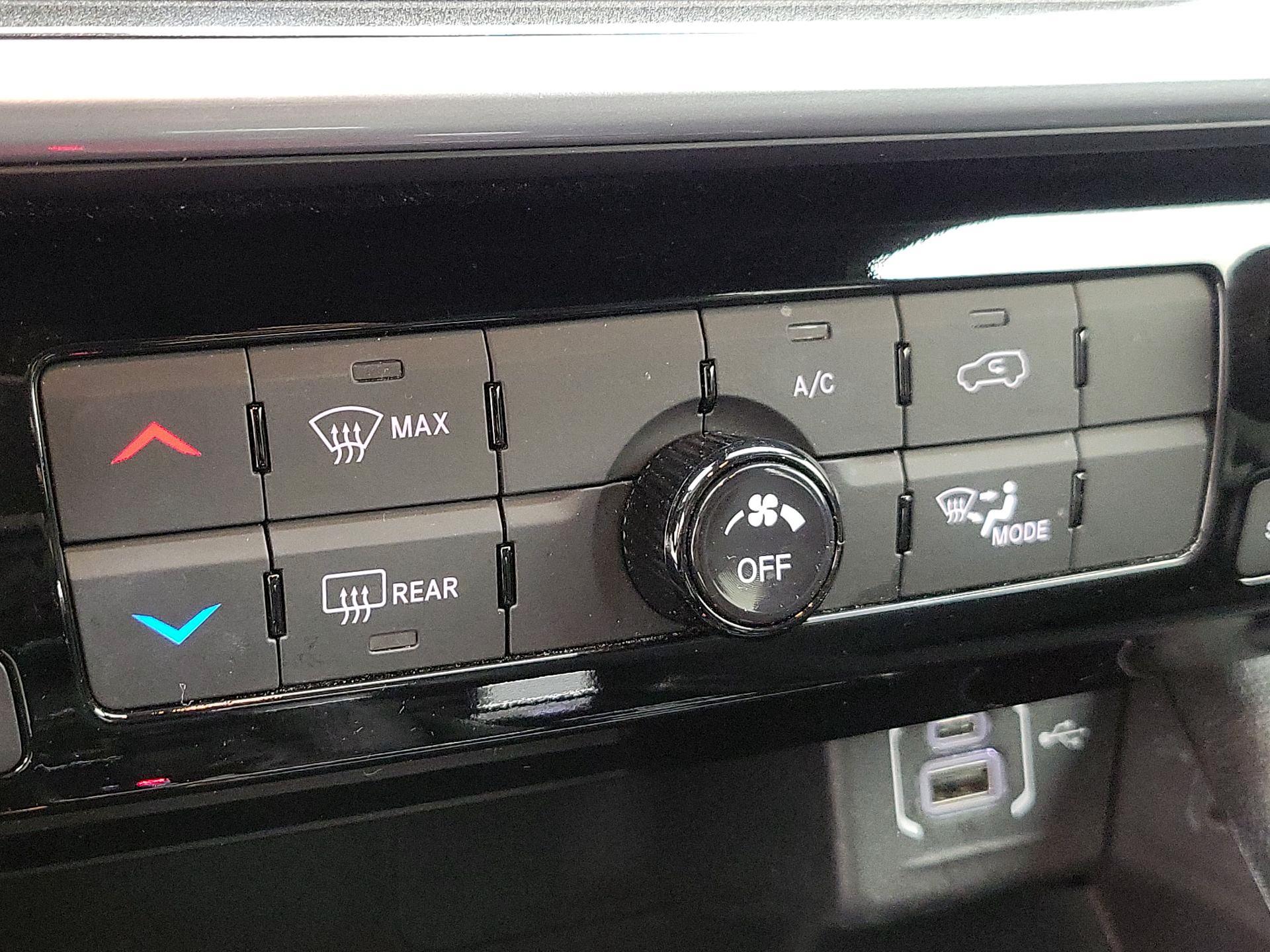 Thumbnail: 2025 Jeep Compass - 16