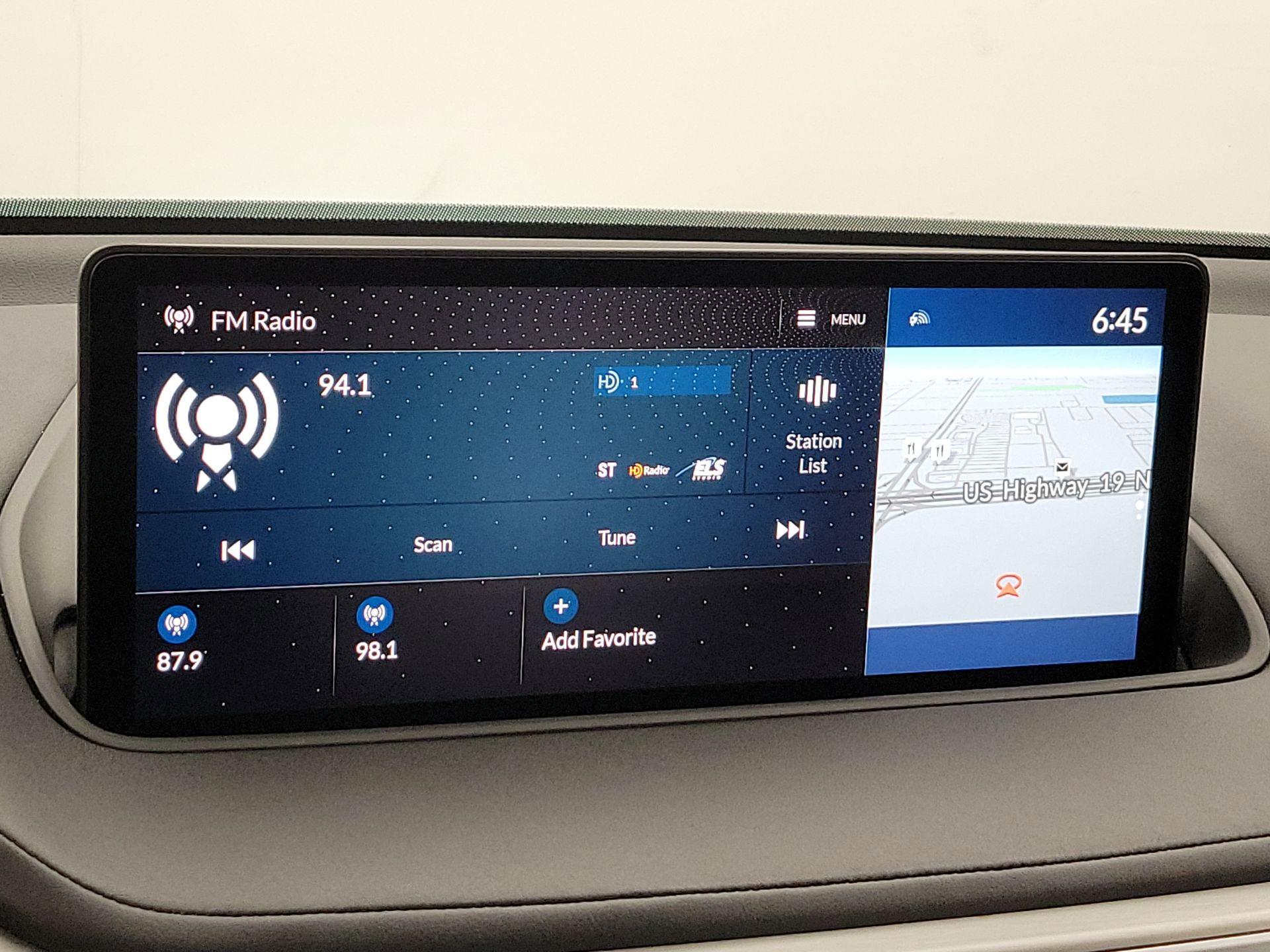 Thumbnail: 2023 Acura MDX - 16