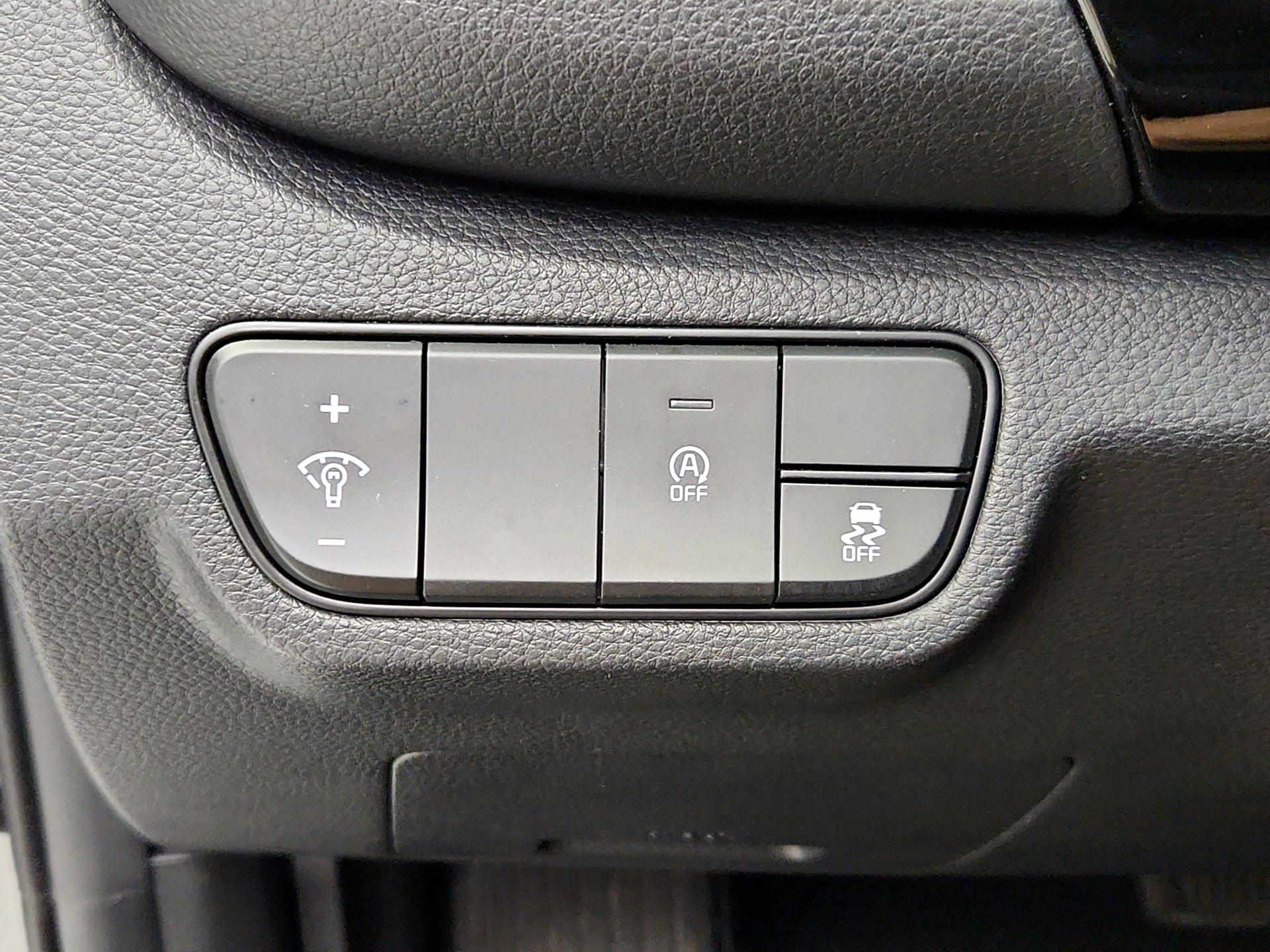 Thumbnail: 2025 Kia Seltos - 13