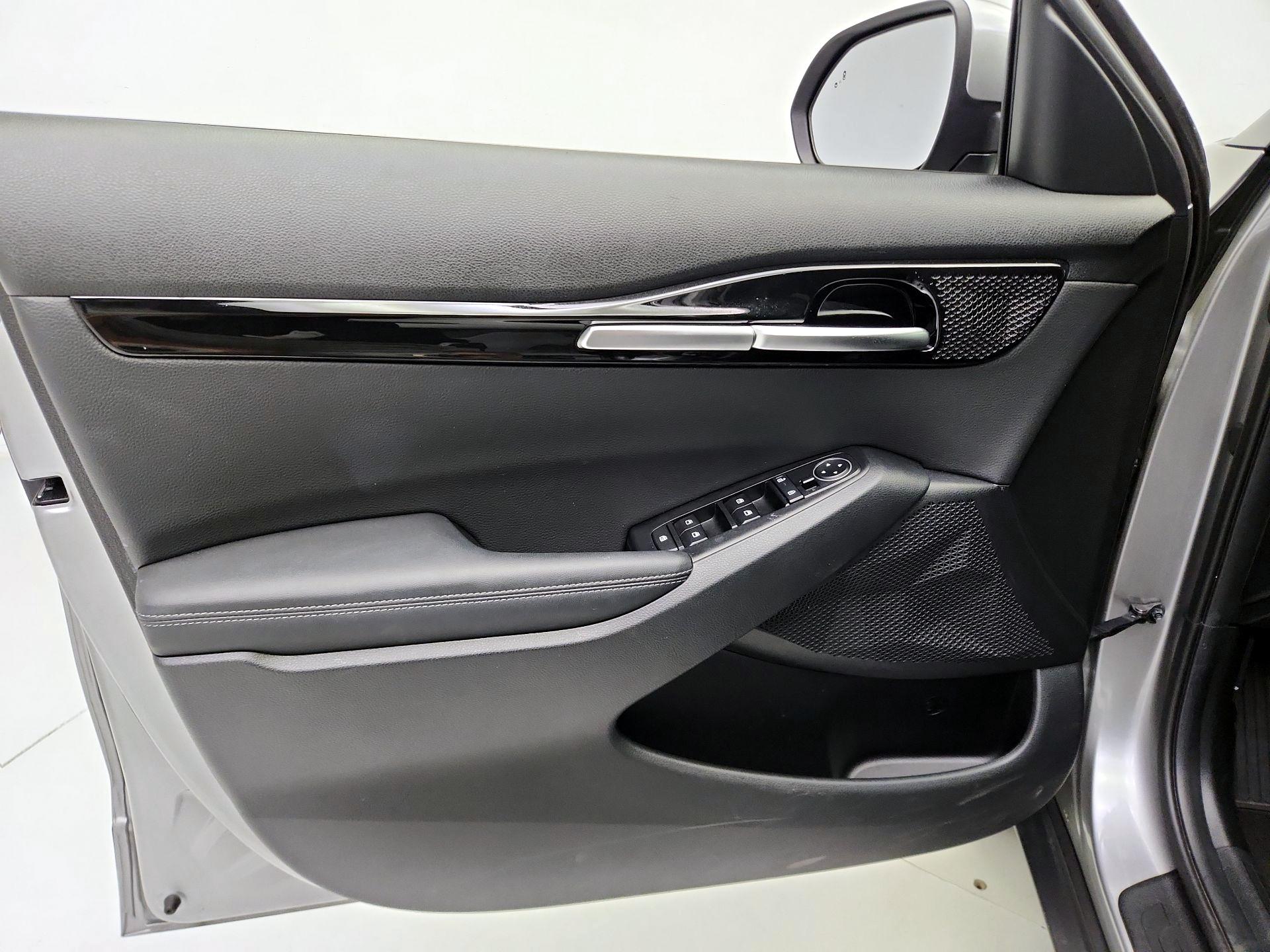 Thumbnail: 2025 Kia Seltos - 12