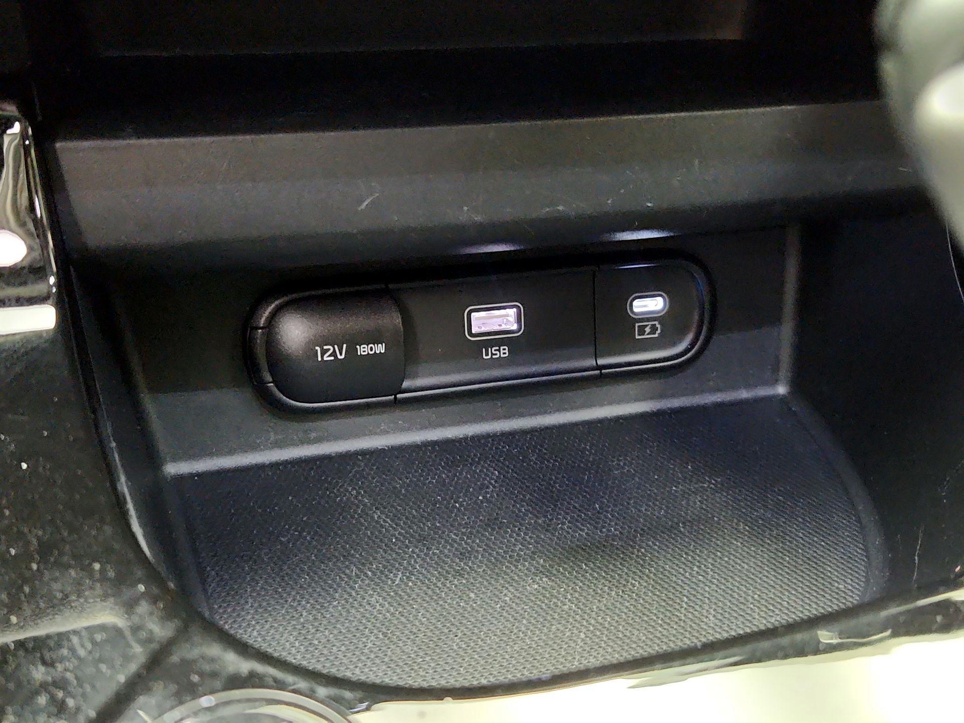 Thumbnail: 2025 Kia Seltos - 19