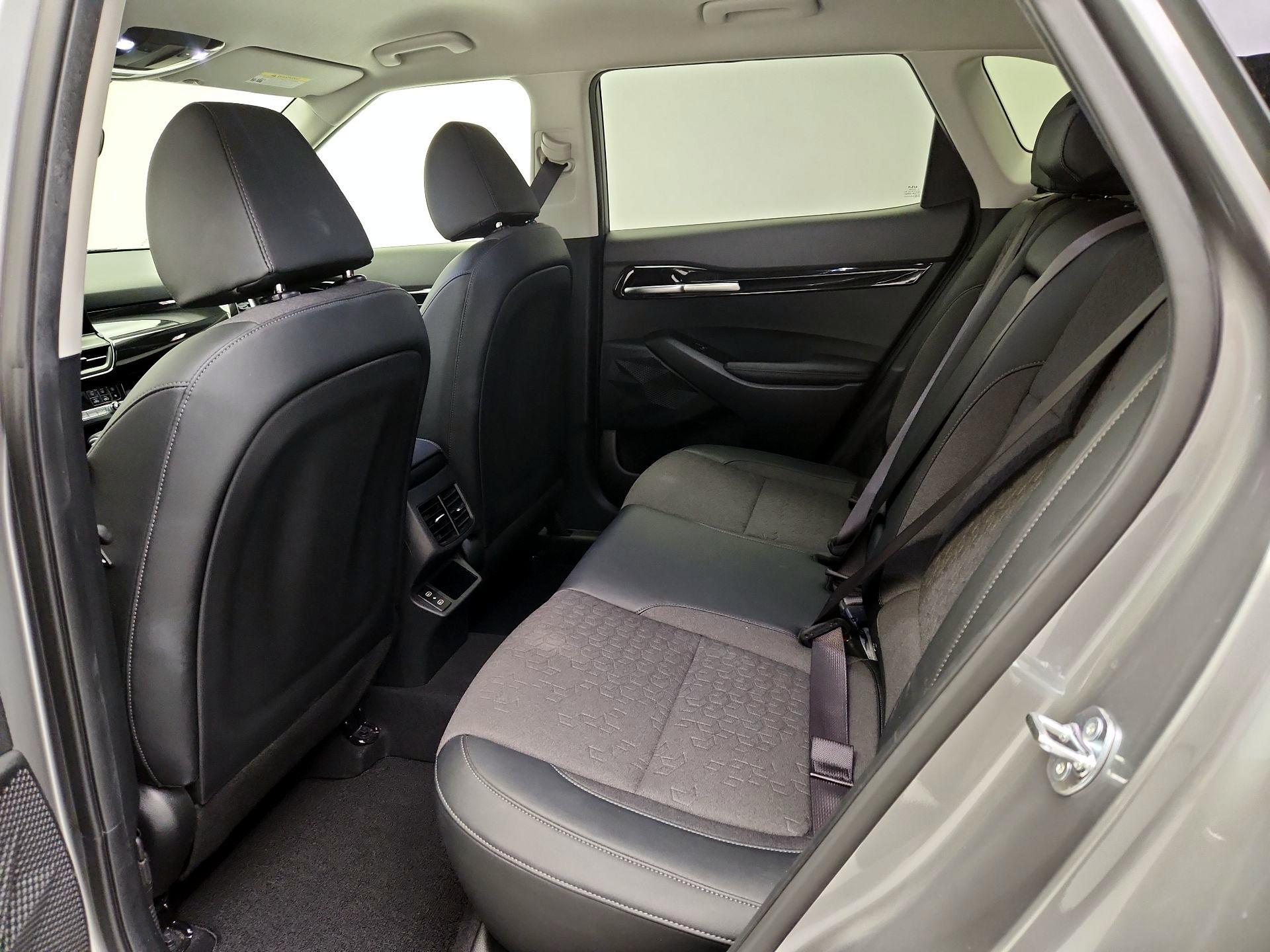 Thumbnail: 2025 Kia Seltos - 20