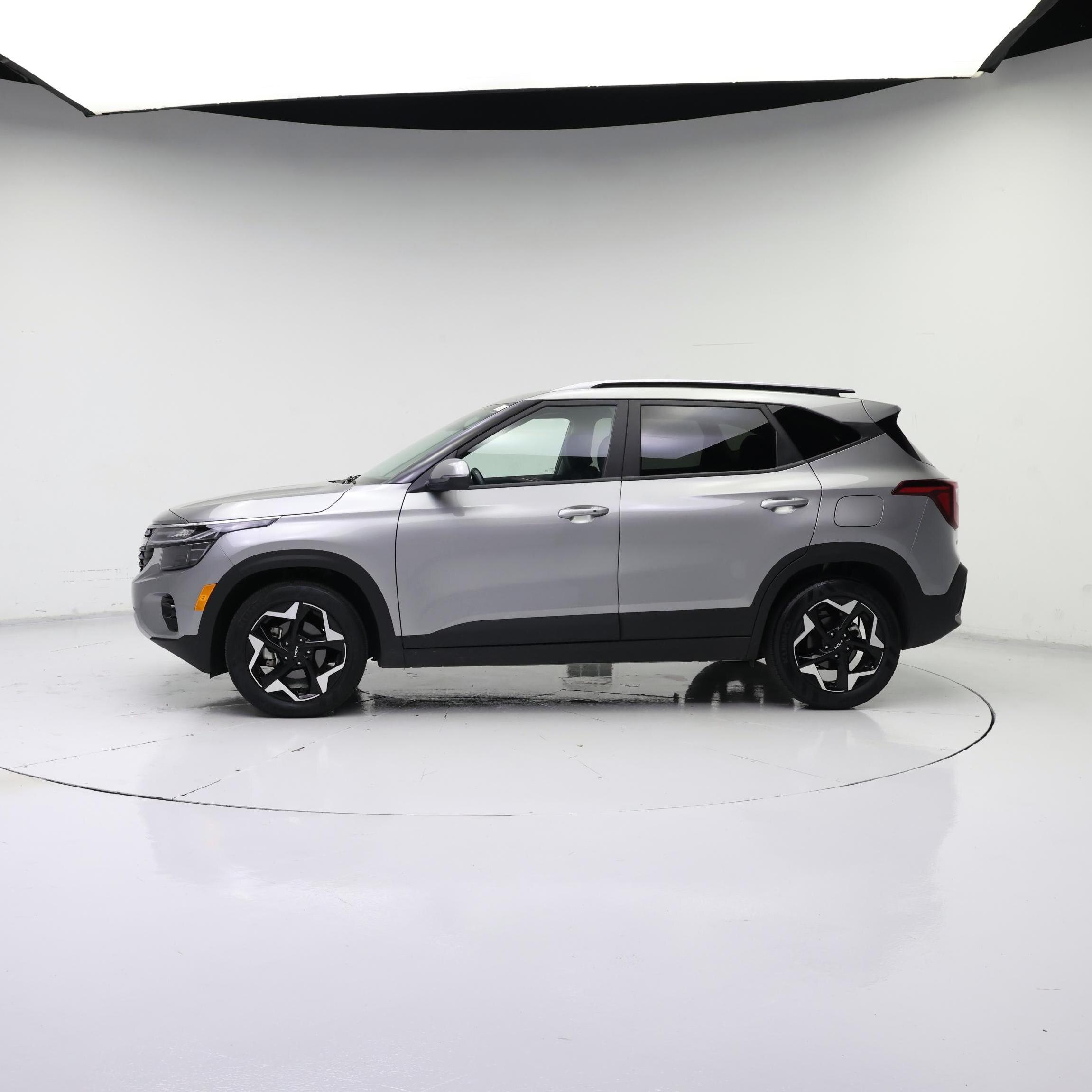 Thumbnail: 2025 Kia Seltos - 3