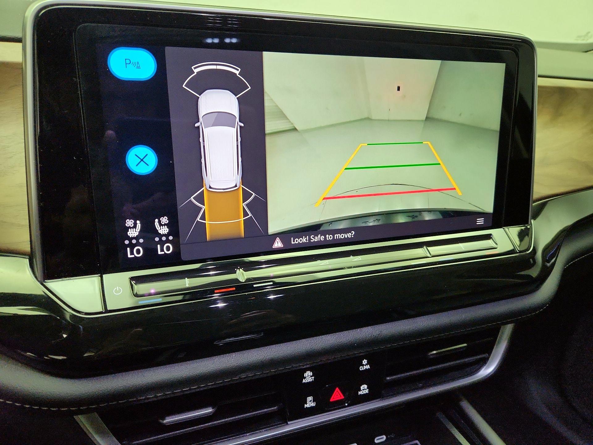 Thumbnail: 2025 Volkswagen Atlas - 14