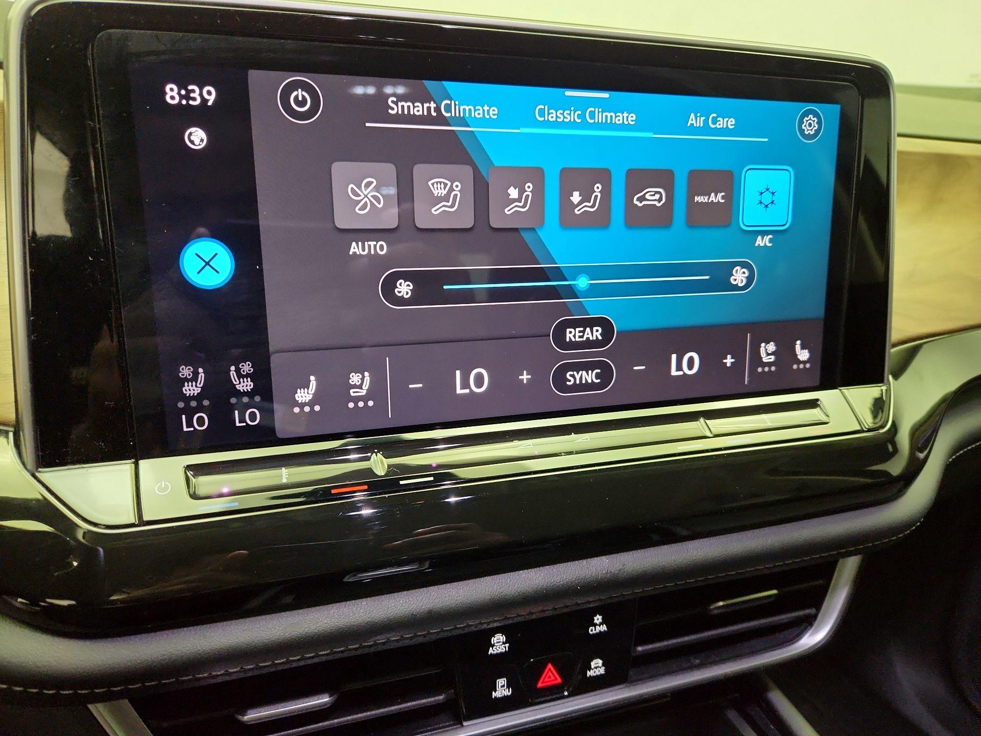 Thumbnail: 2025 Volkswagen Atlas - 16