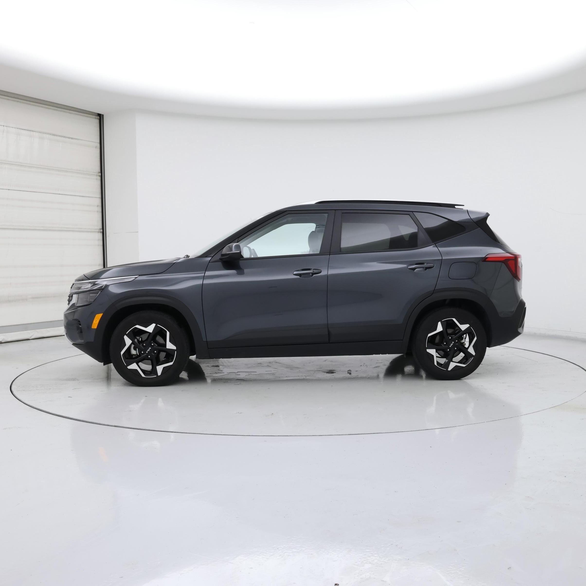 Thumbnail: 2025 Kia Seltos - 3