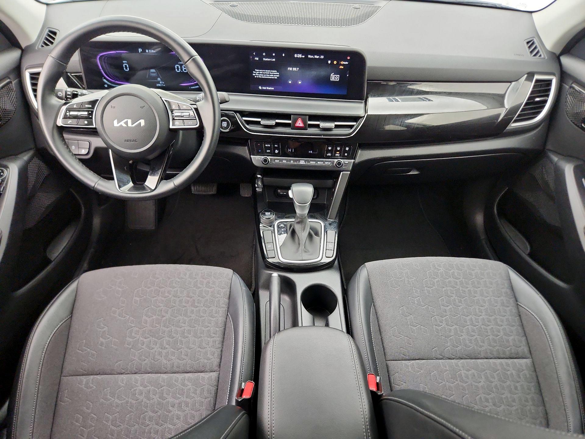 Thumbnail: 2025 Kia Seltos - 9