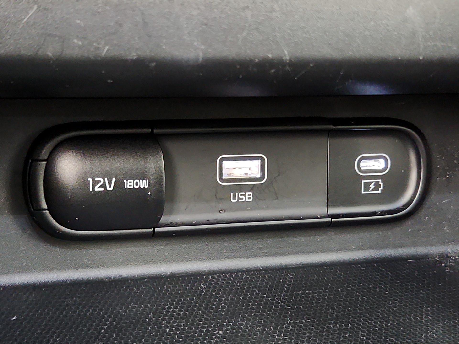 Thumbnail: 2025 Kia Seltos - 19