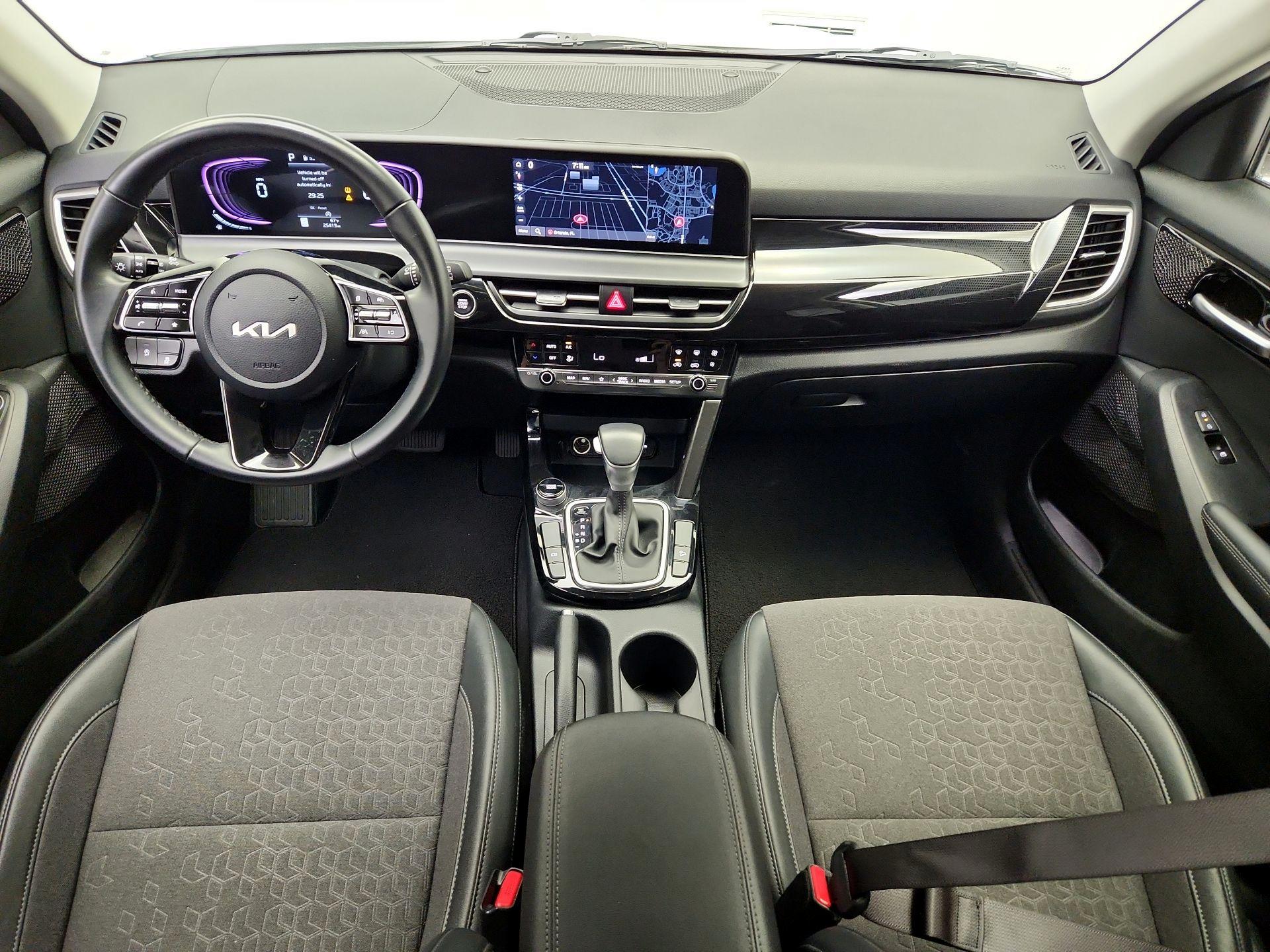 Thumbnail: 2025 Kia Seltos - 9