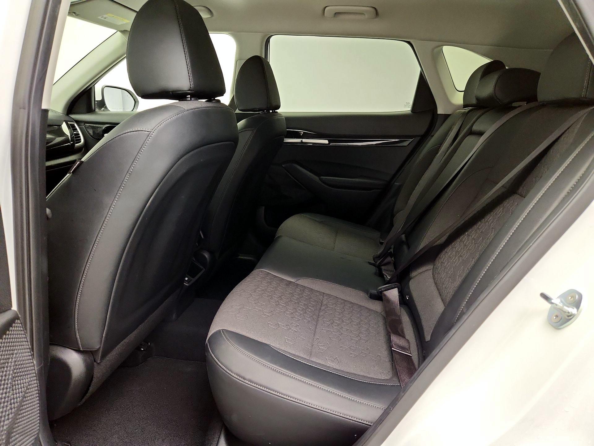 Thumbnail: 2025 Kia Seltos - 20