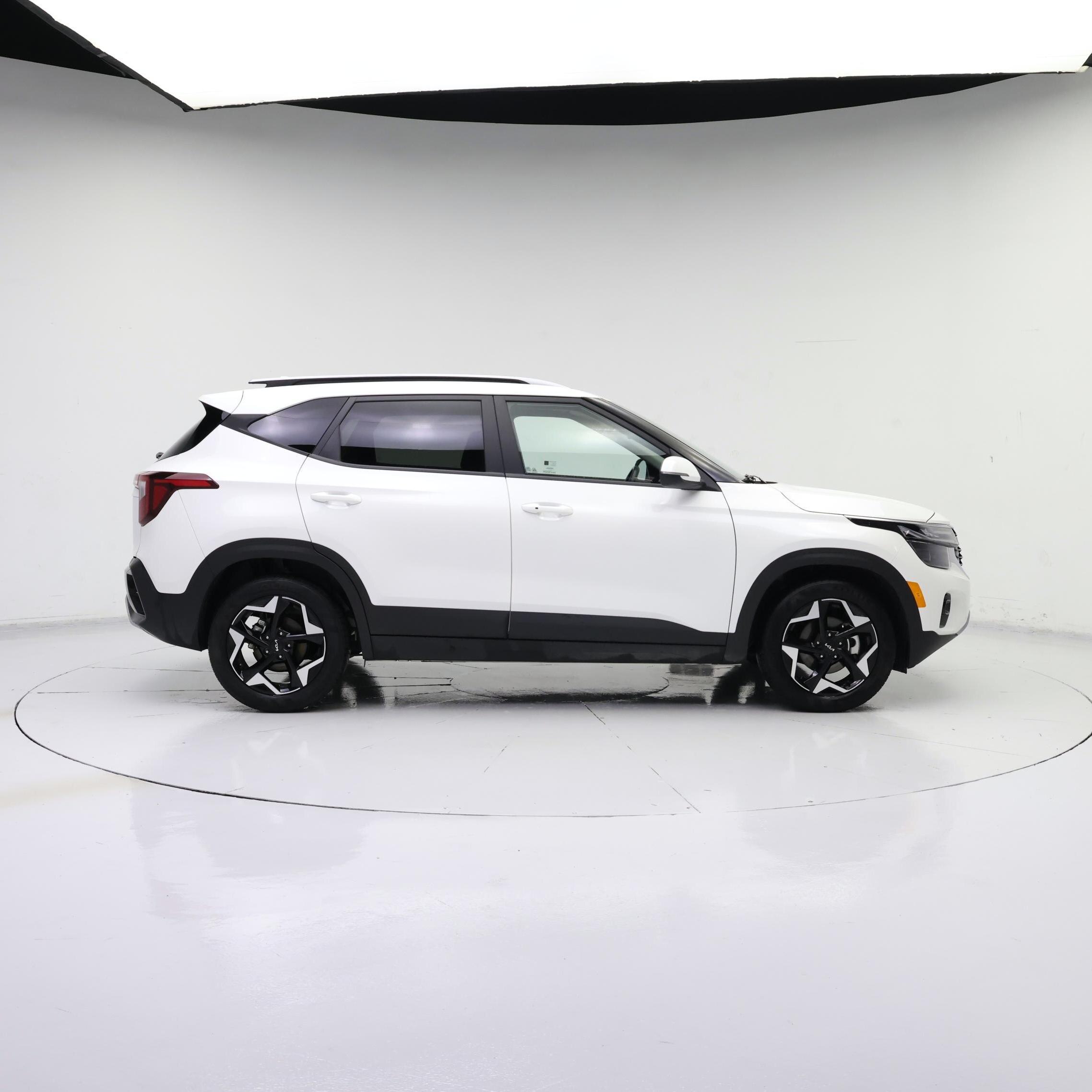 Thumbnail: 2025 Kia Seltos - 7