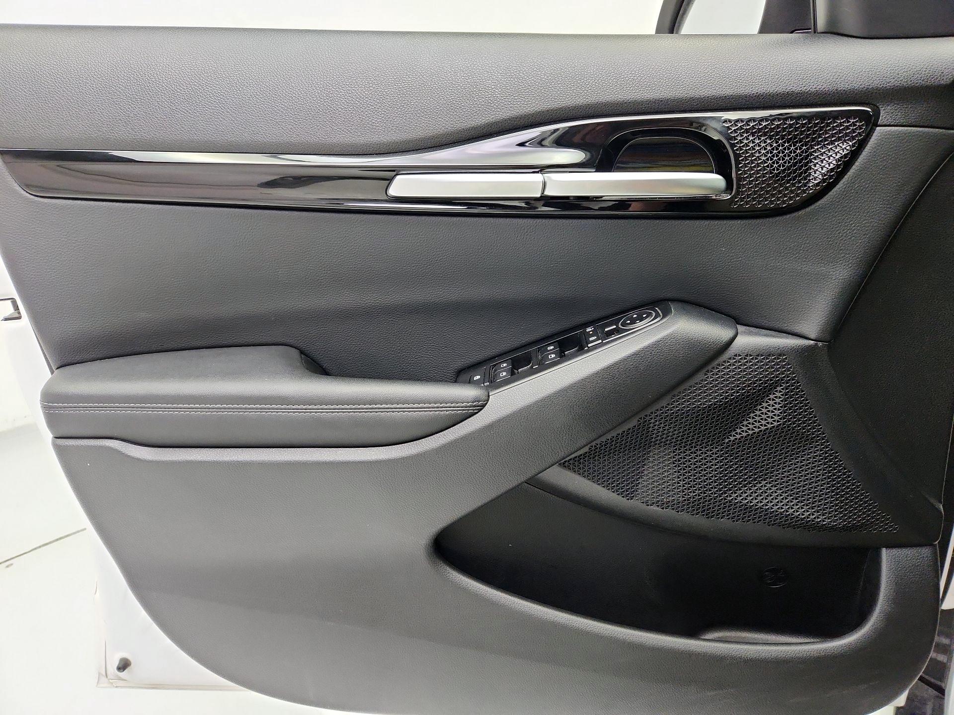 Thumbnail: 2025 Kia Seltos - 12