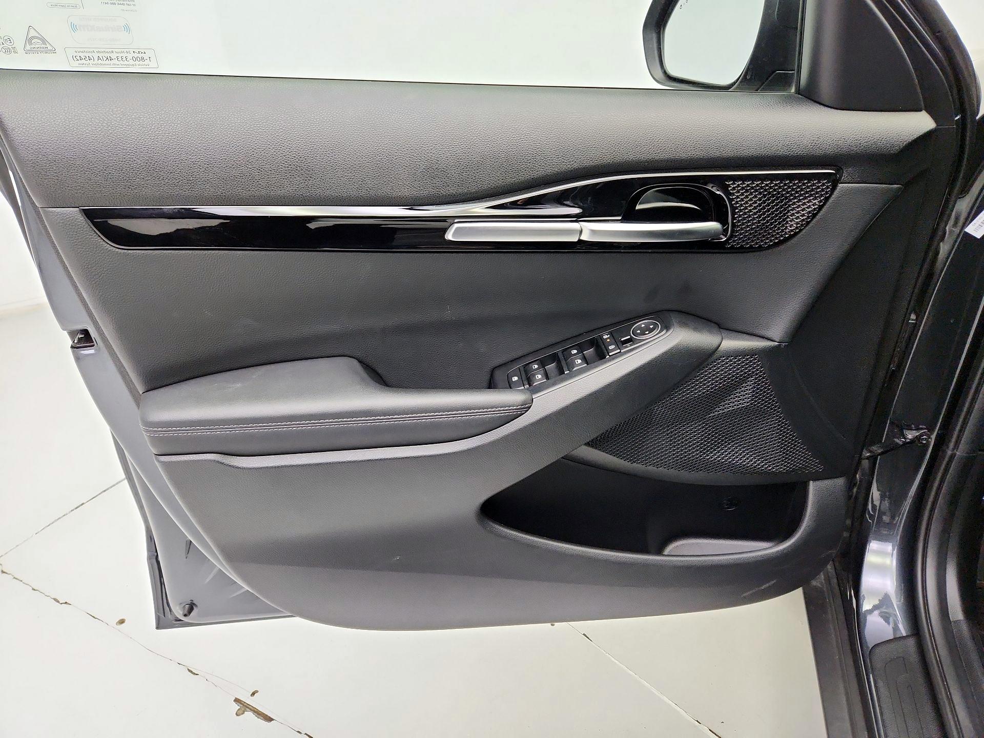 Thumbnail: 2025 Kia Seltos - 12