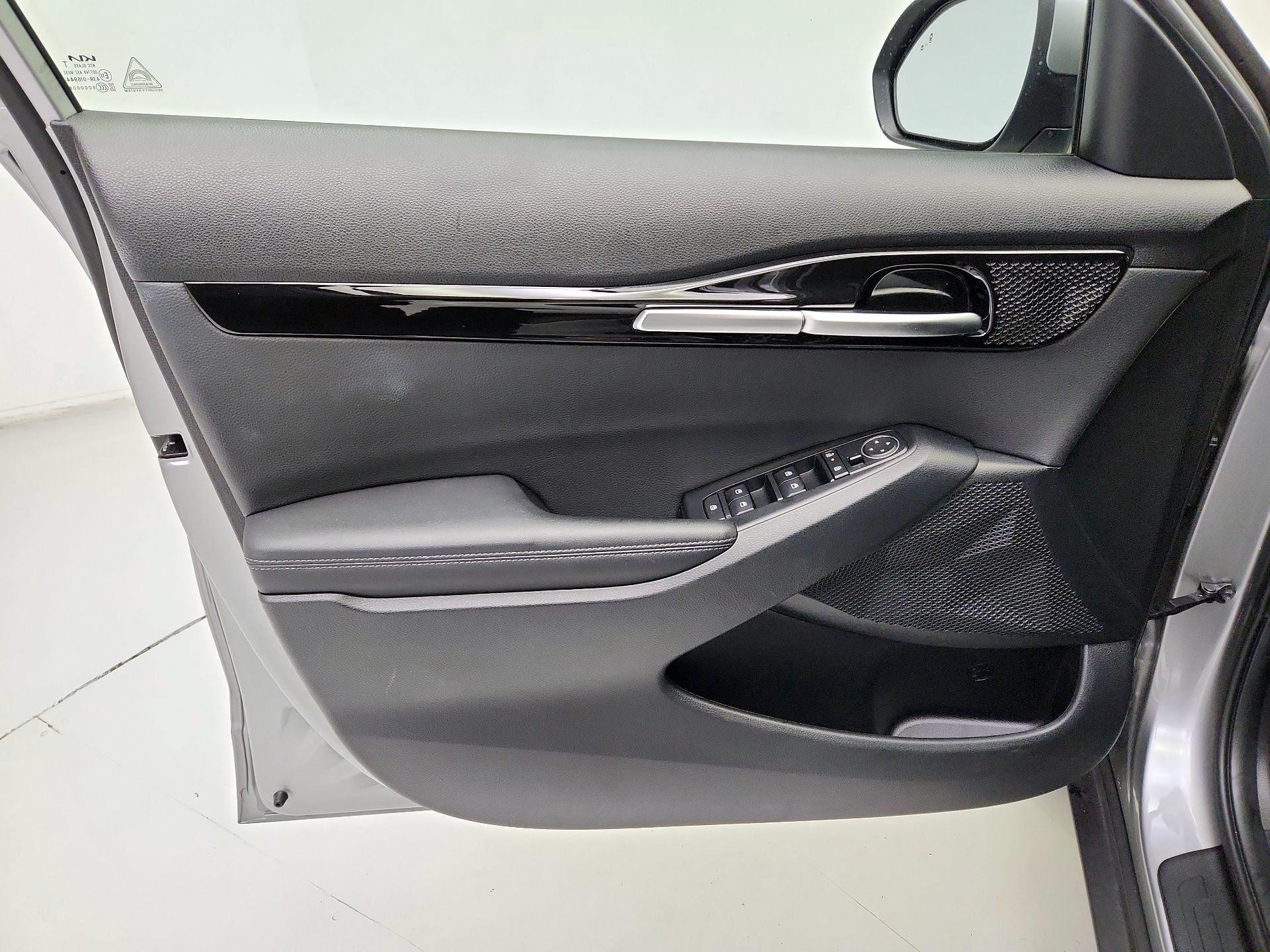 Thumbnail: 2025 Kia Seltos - 12