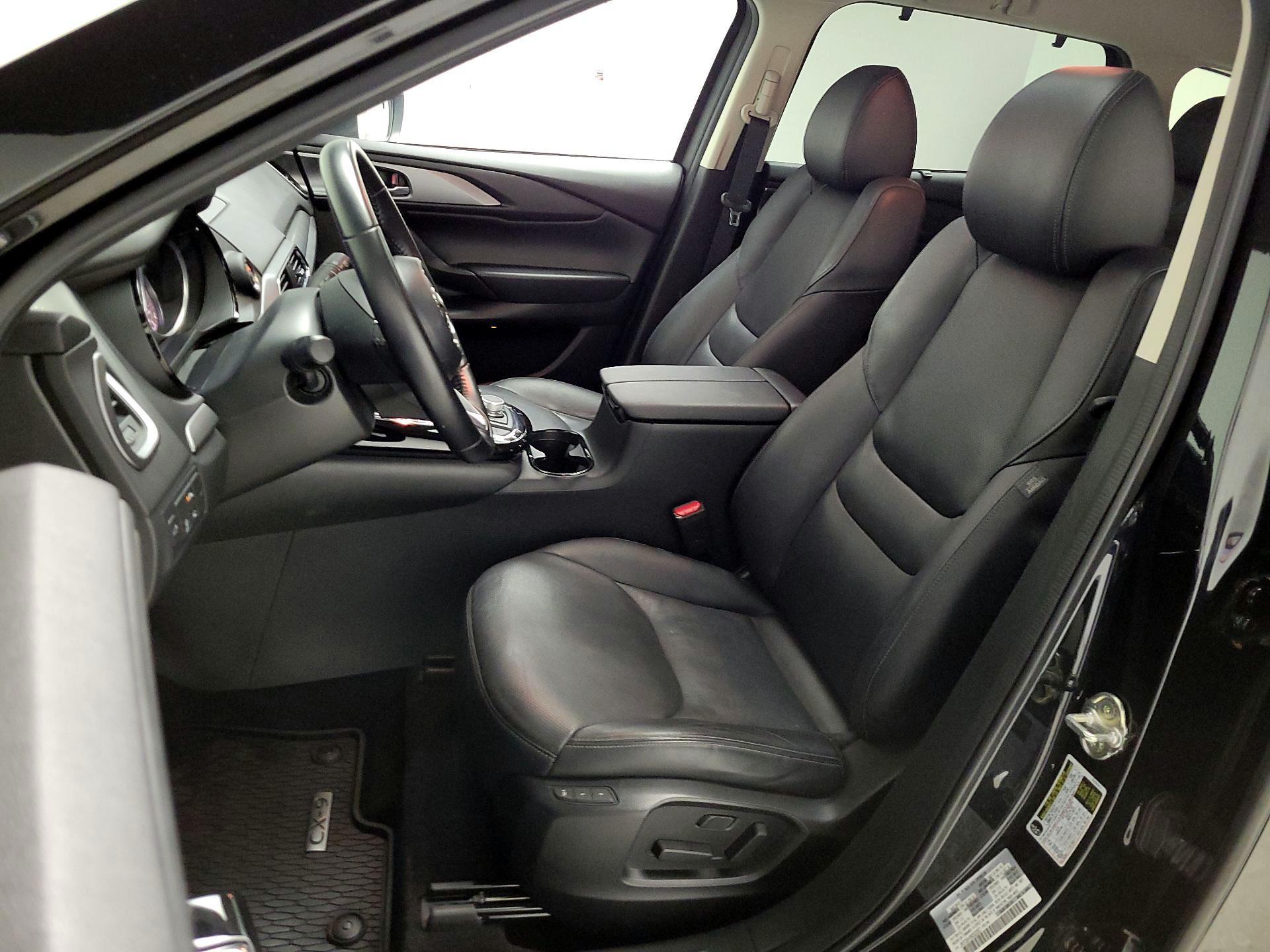 Thumbnail: 2022 Mazda CX-9 - 11