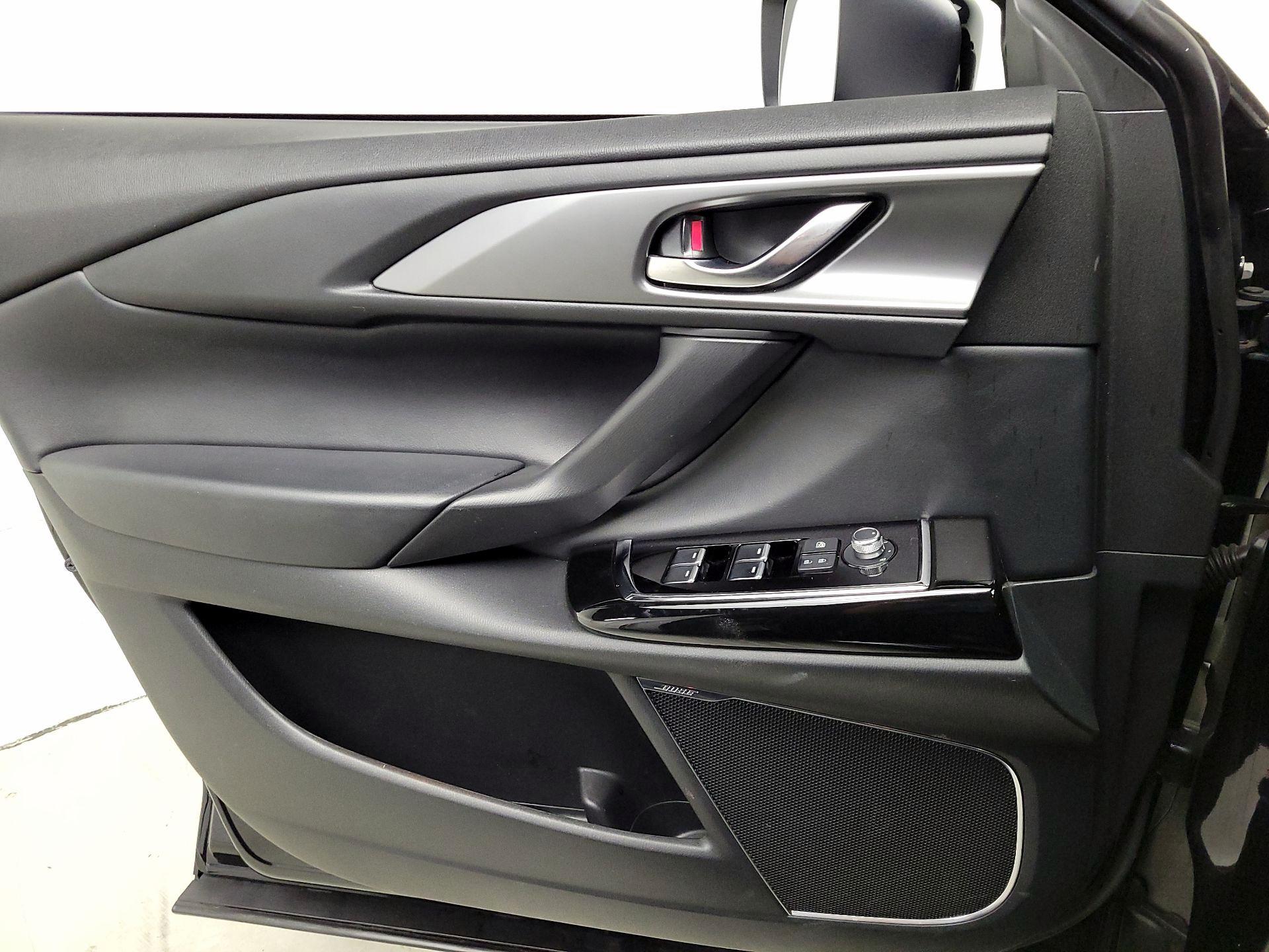 Thumbnail: 2022 Mazda CX-9 - 12