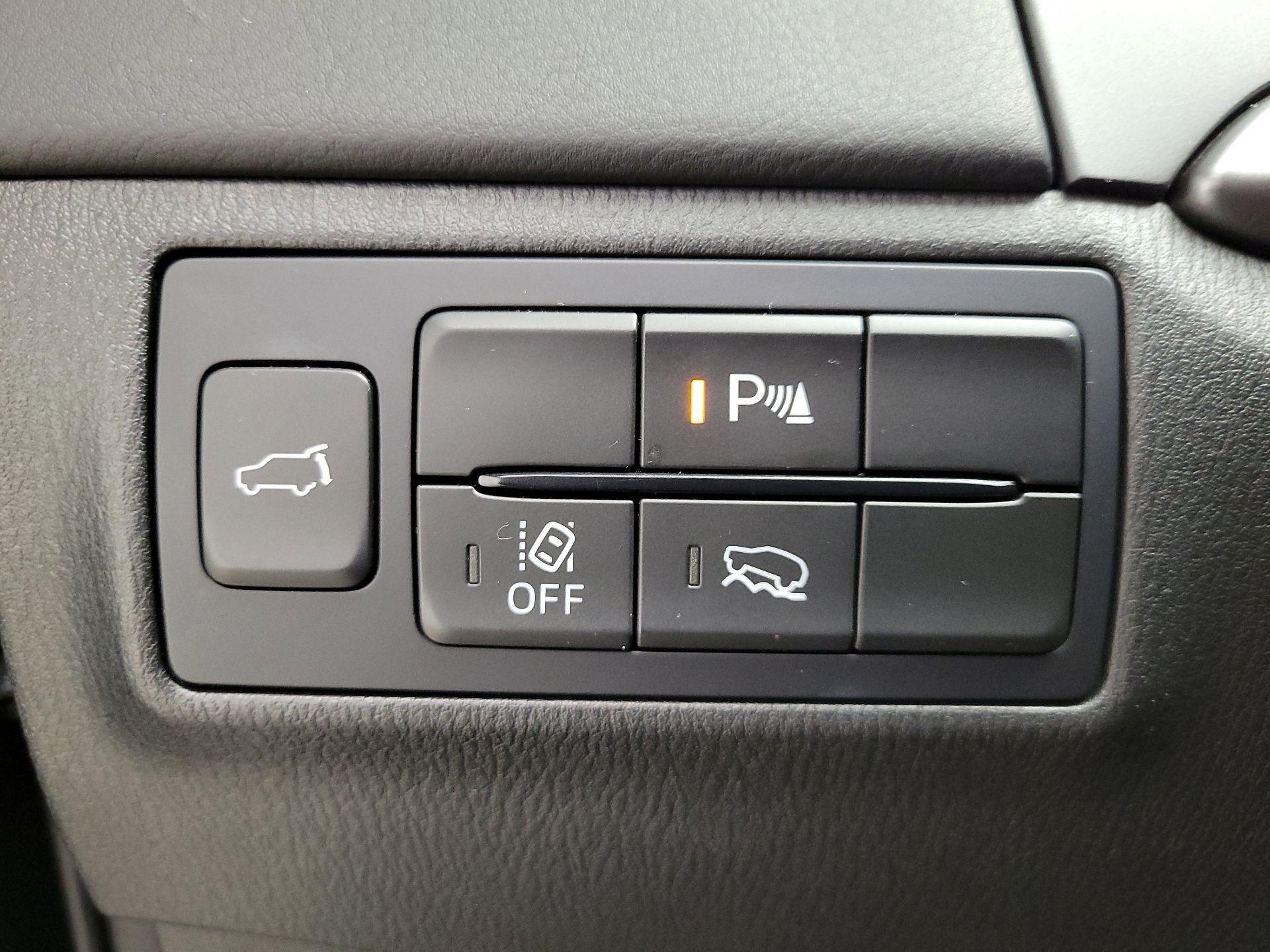 Thumbnail: 2022 Mazda CX-9 - 13