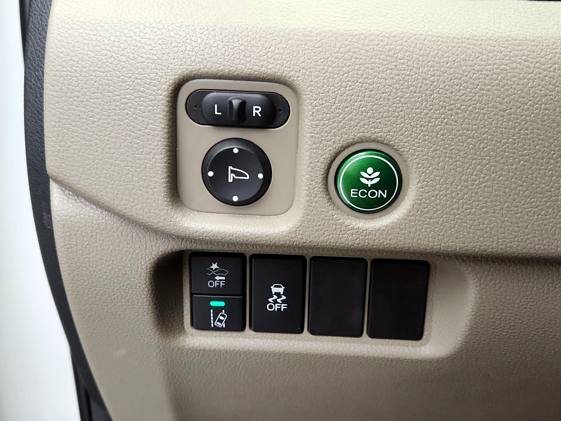 Thumbnail: 2022 Honda Pilot - 13