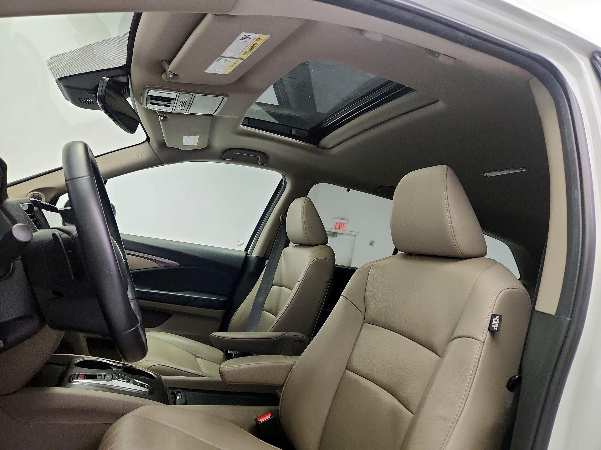 Thumbnail: 2022 Honda Pilot - 19